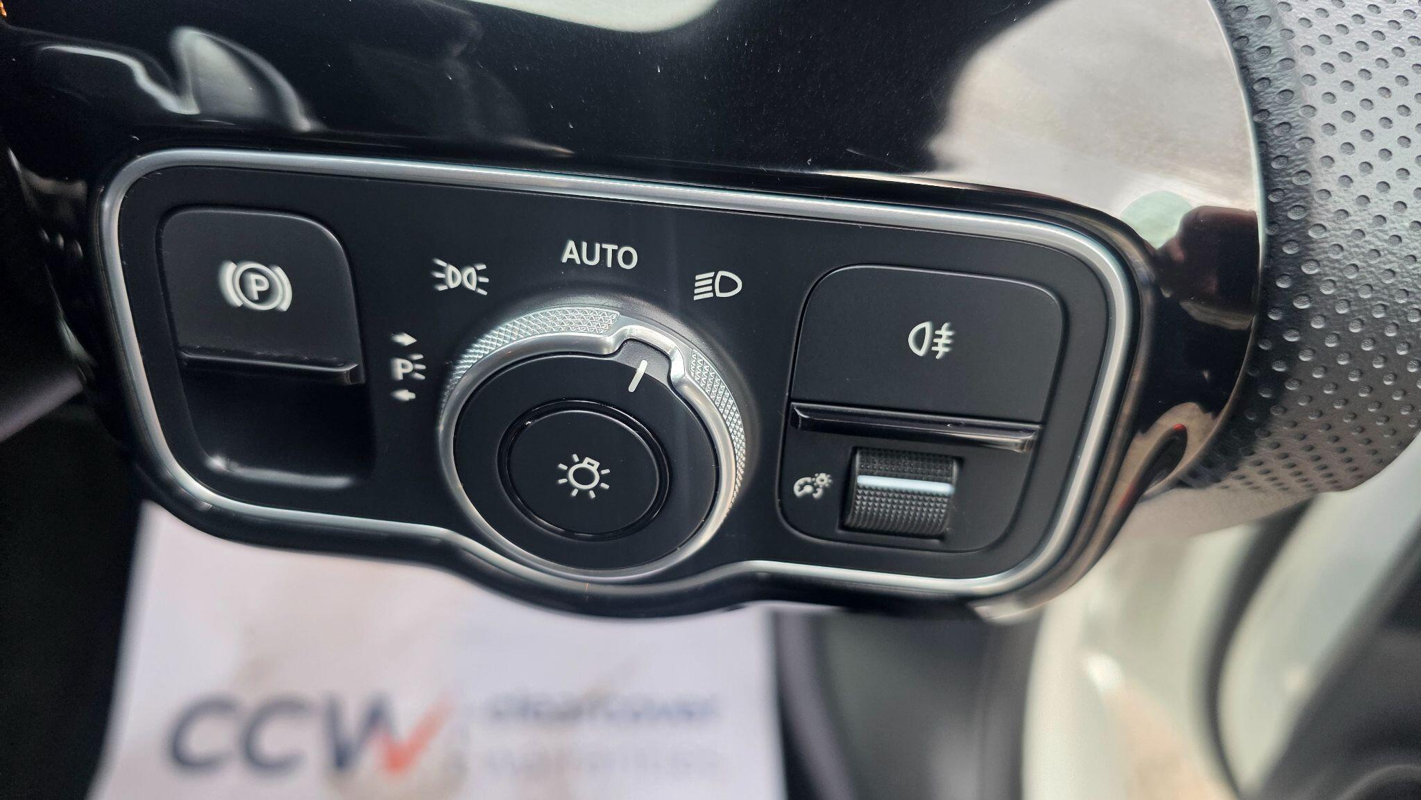 Mercedes CLA - Image 24