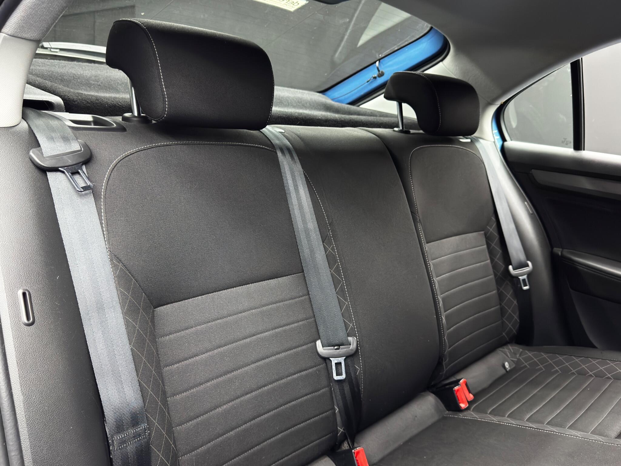 Skoda Rapid - Image 15