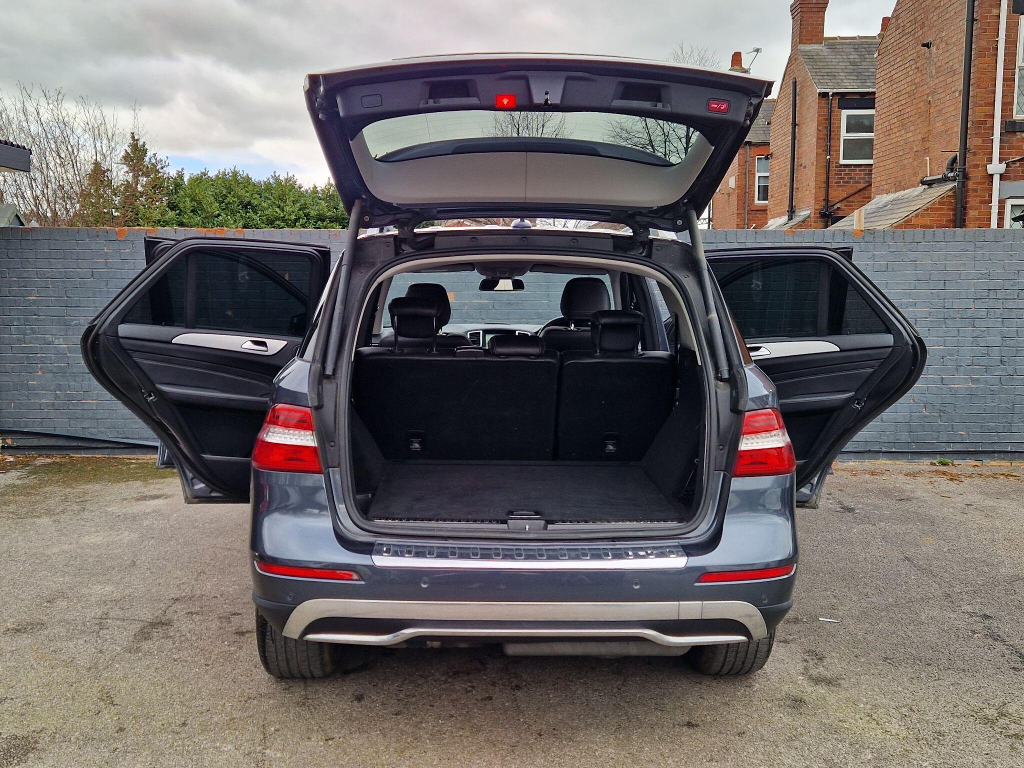 Mercedes M Class - Image 11