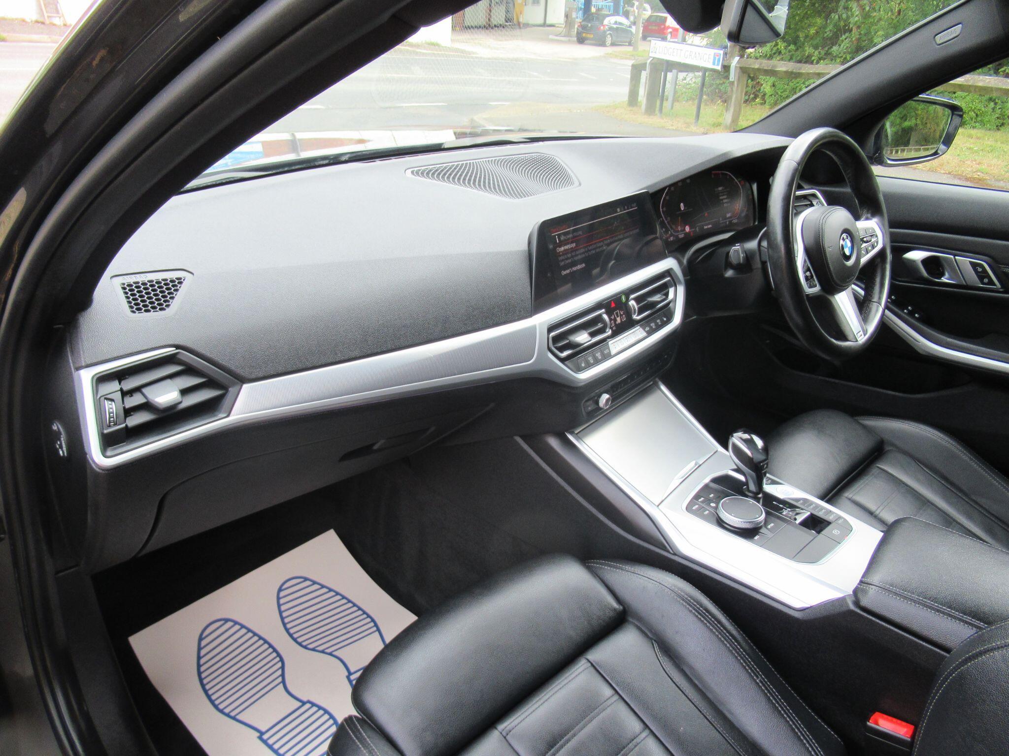 BMW 3 Series - Image 13