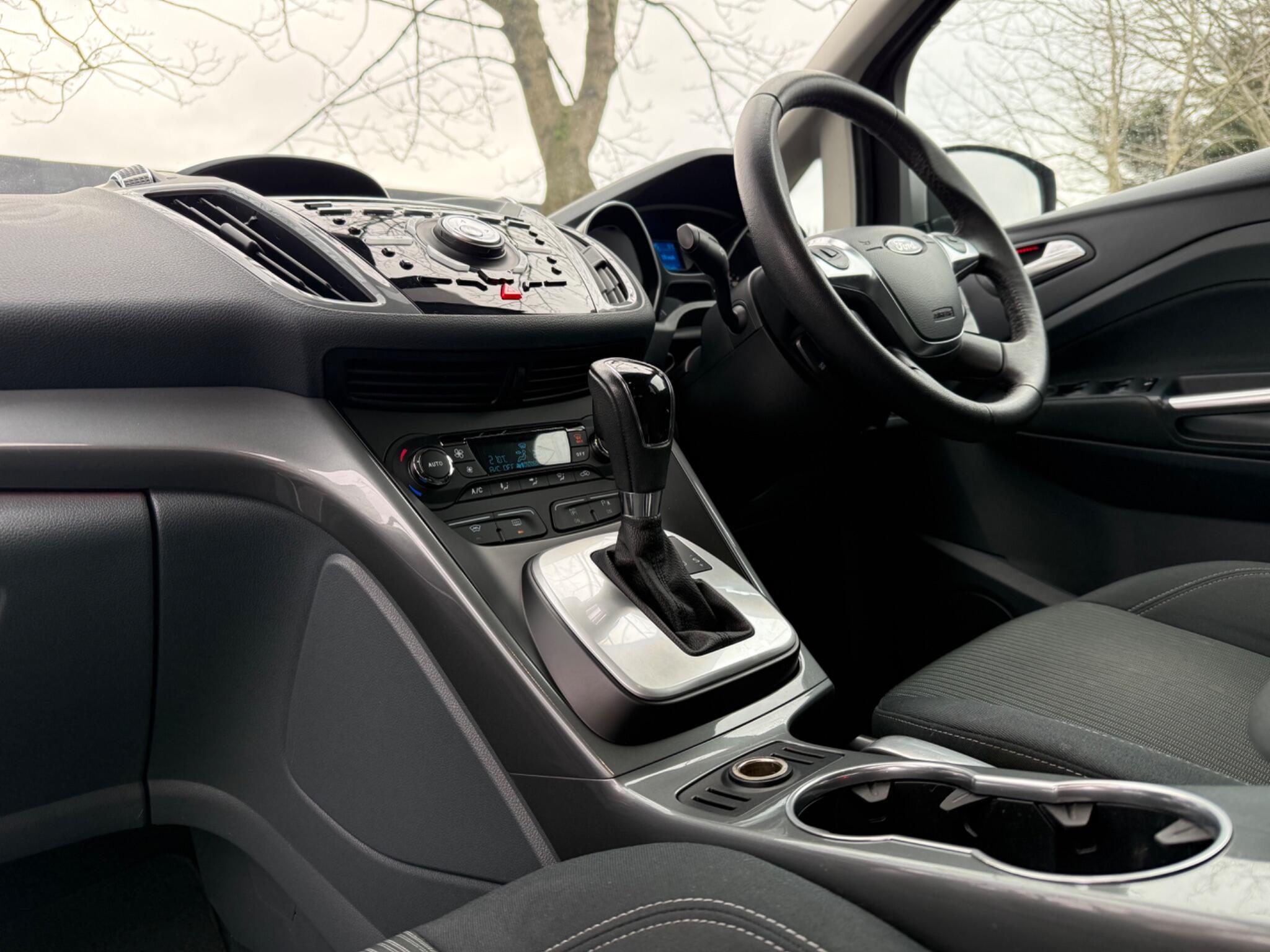 Ford C-MAX - Image 16