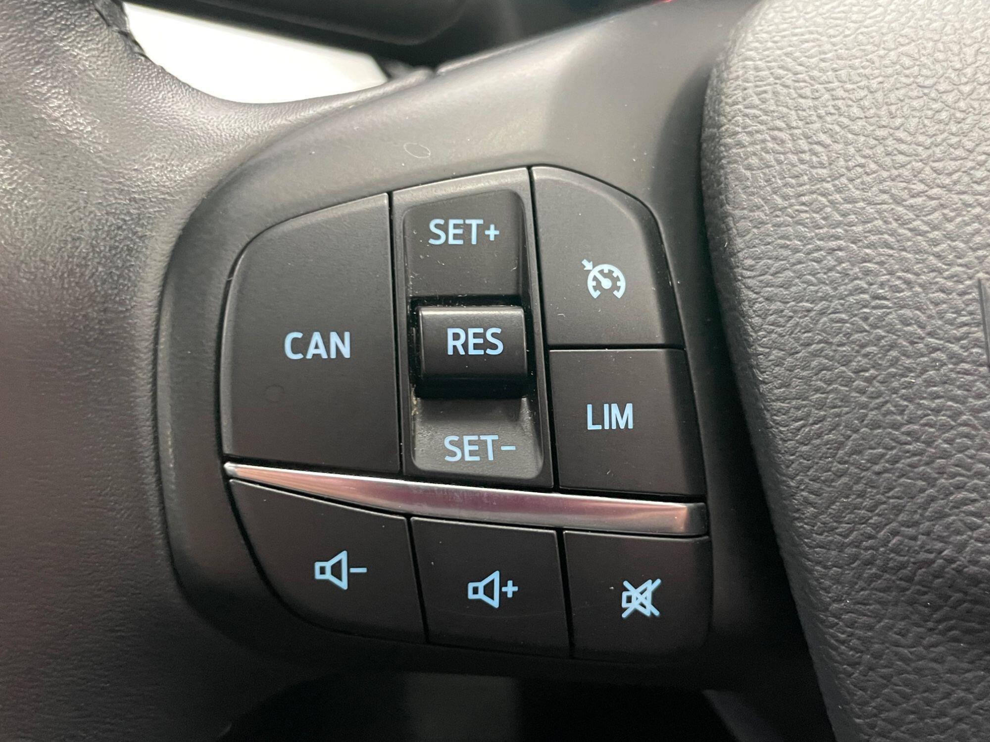 Ford Focus Diesel Estate - Image 35