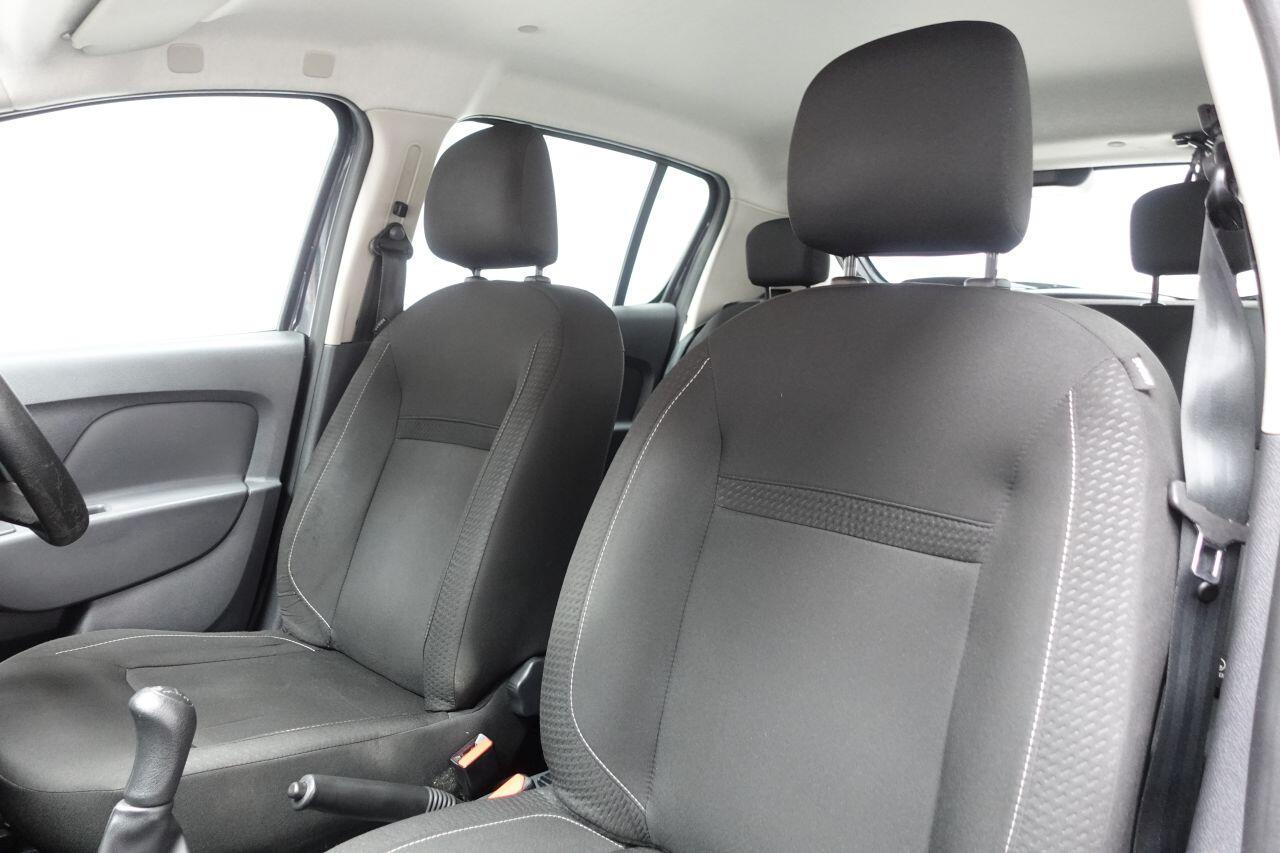 Dacia Sandero - Image 17