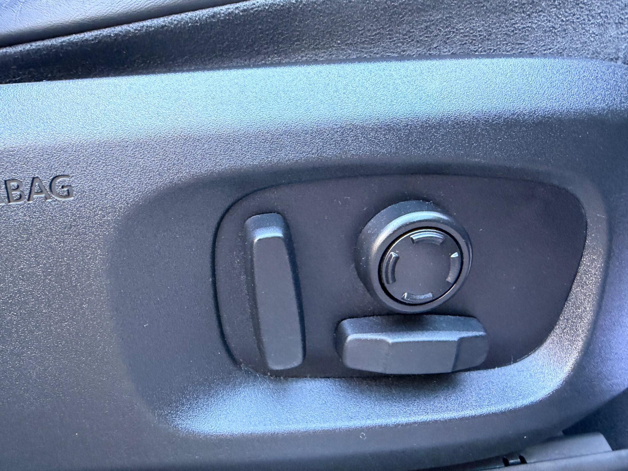 Land Rover Range Rover Evoque - Image 31