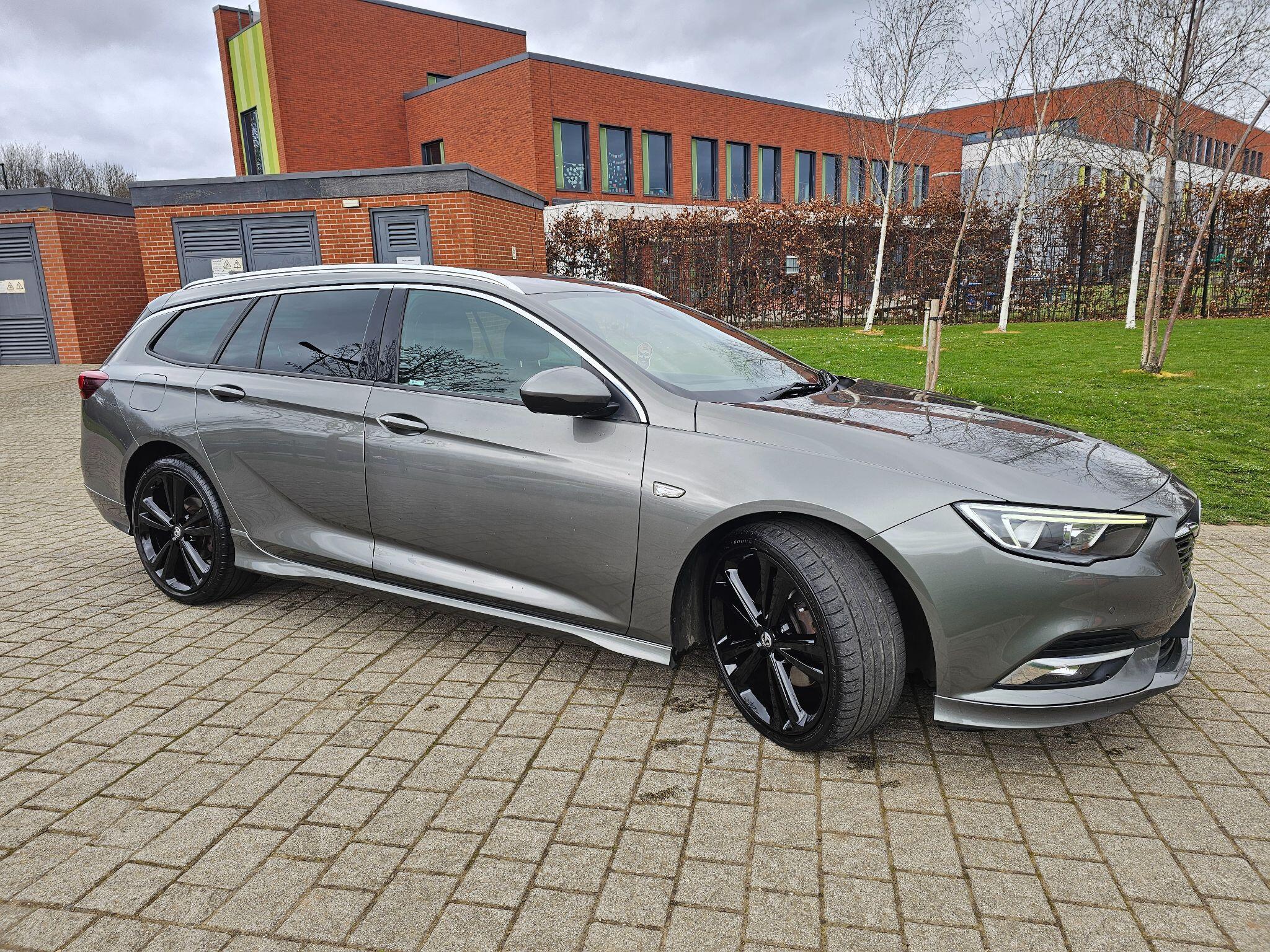 Vauxhall Insignia - Image 4