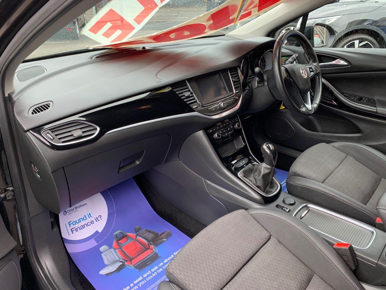 Vauxhall Astra - Image 14