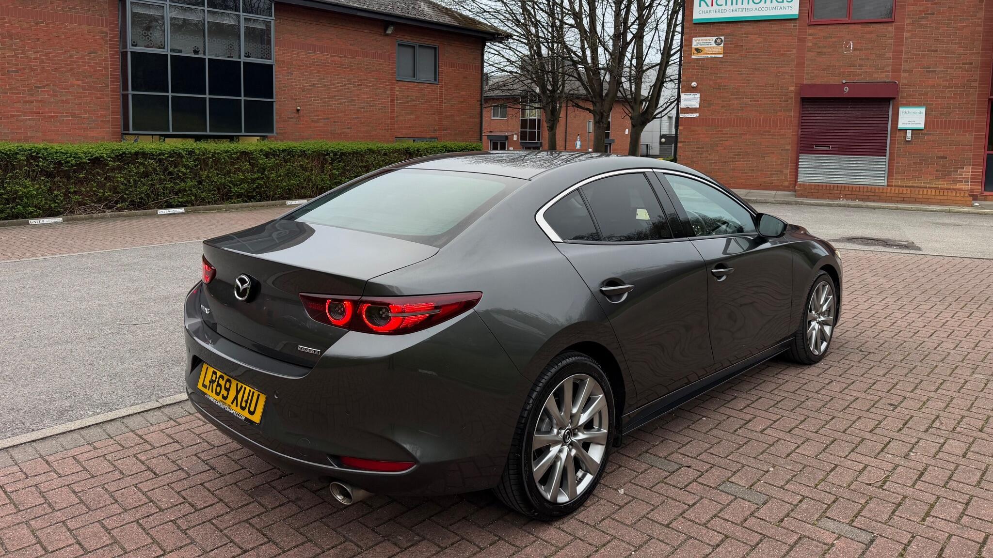 Mazda MAZDA3 - Image 22