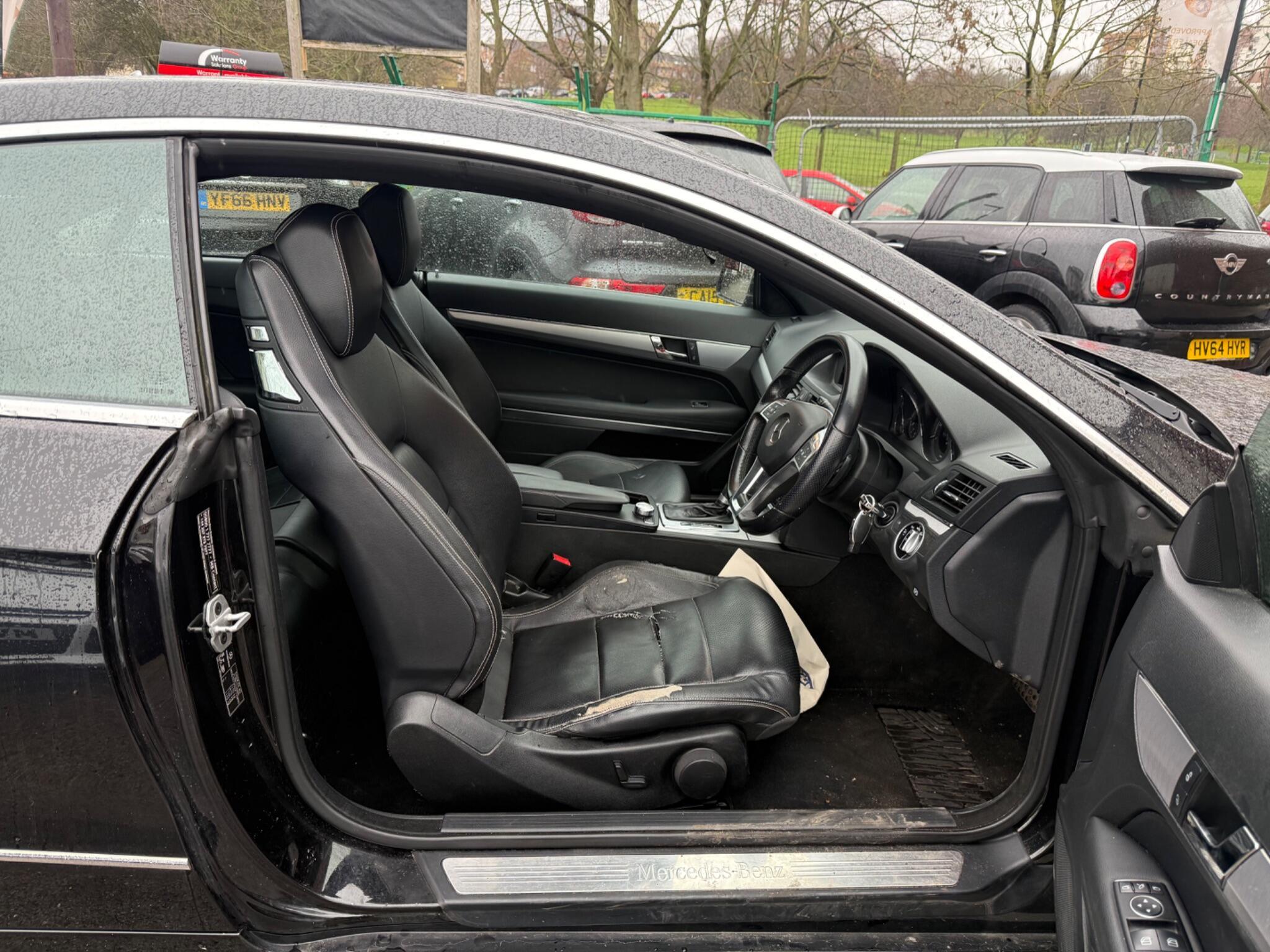 Mercedes E Class - Image 16