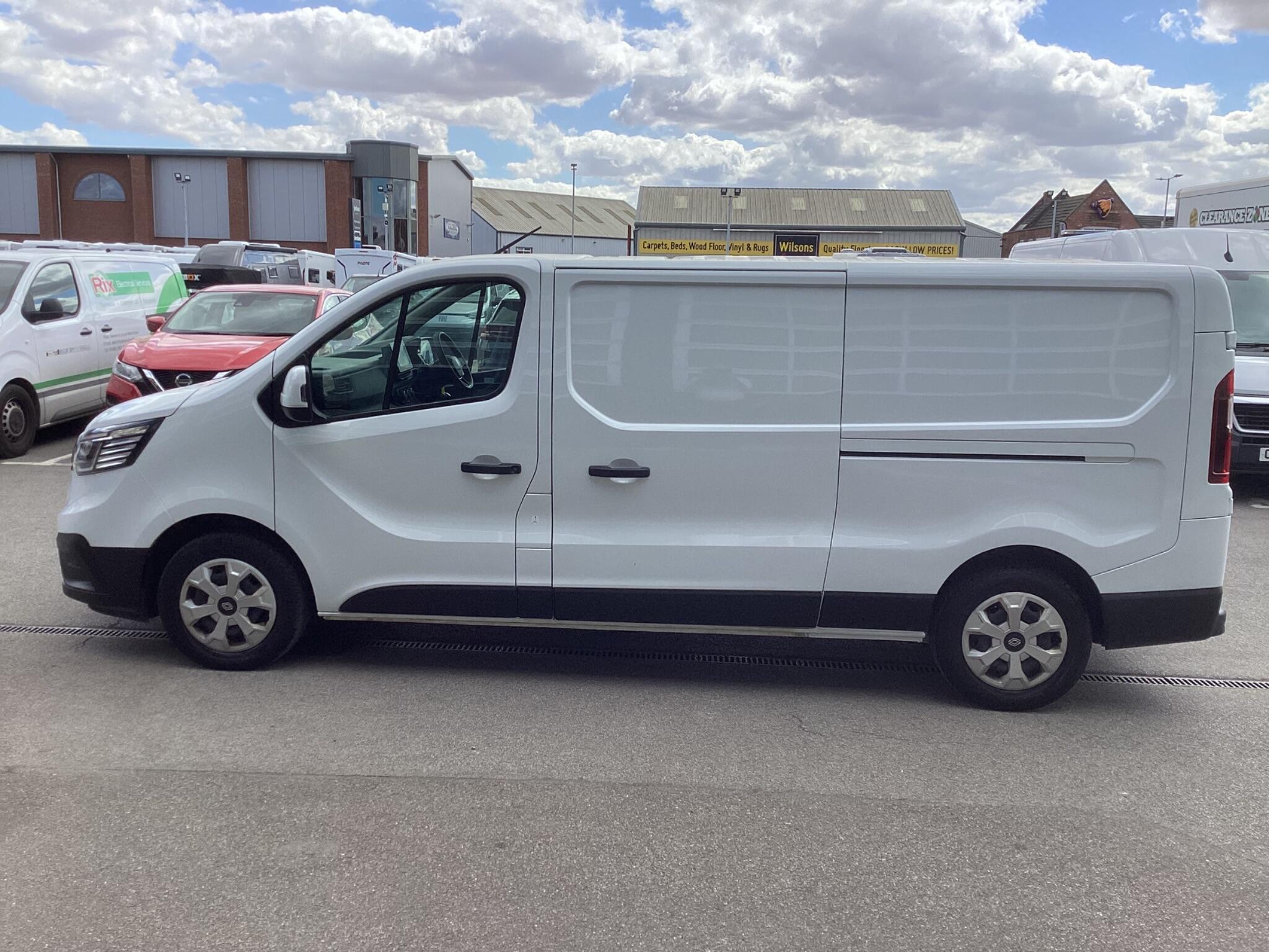 Renault Trafic - Image 3
