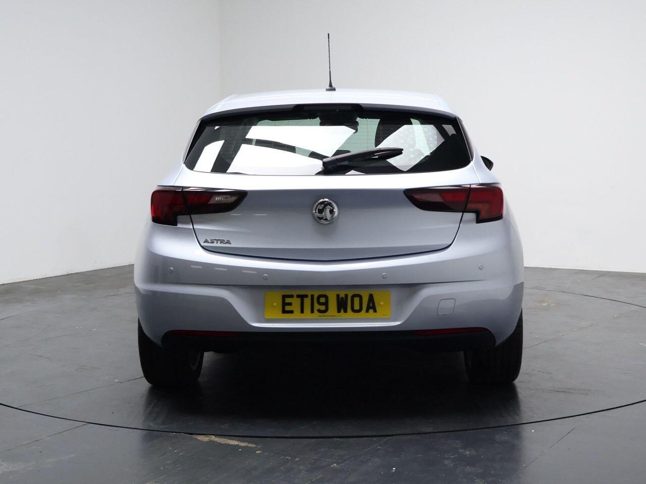 Vauxhall Astra - Image 10