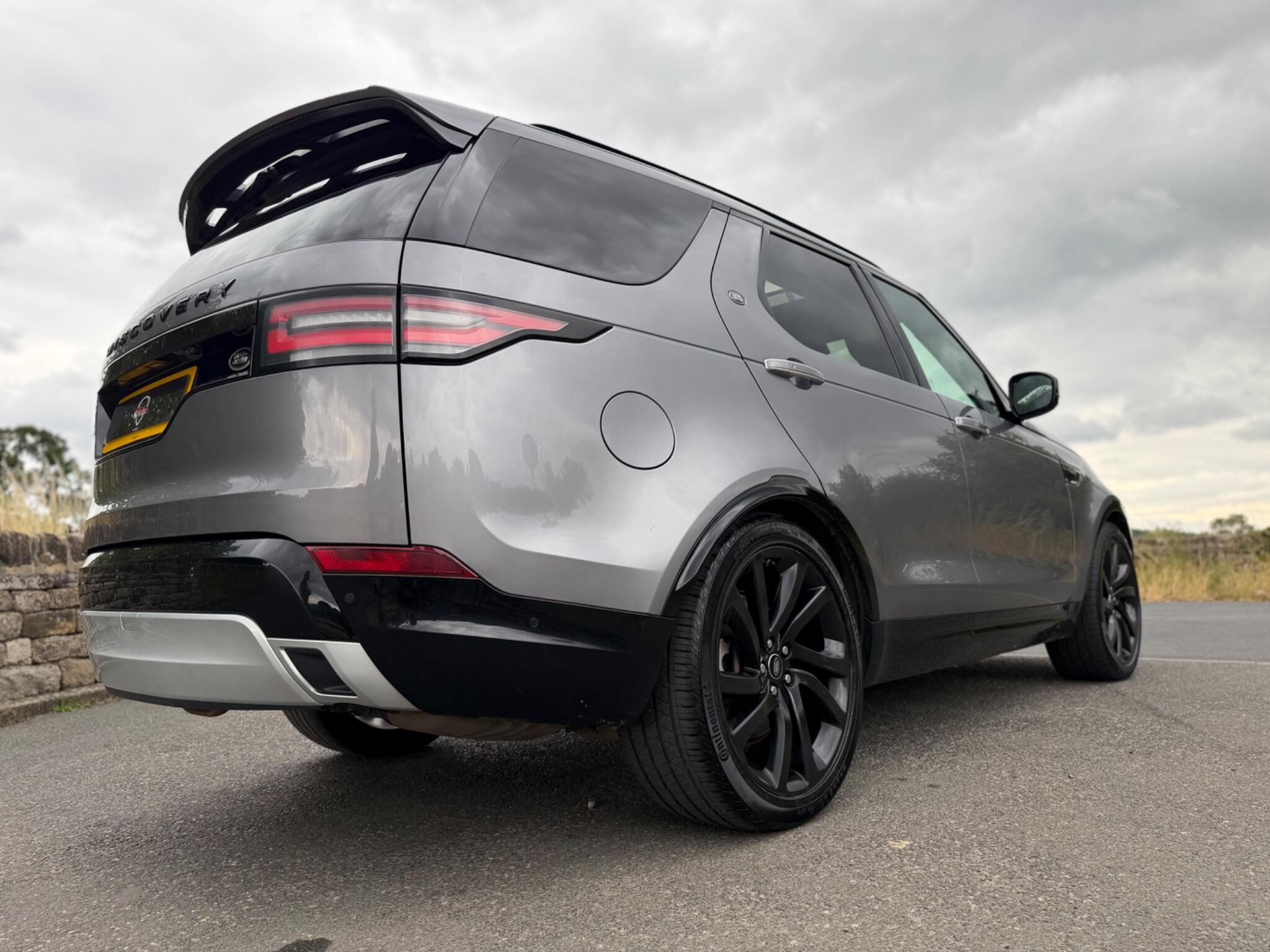 Land Rover Discovery - Image 13