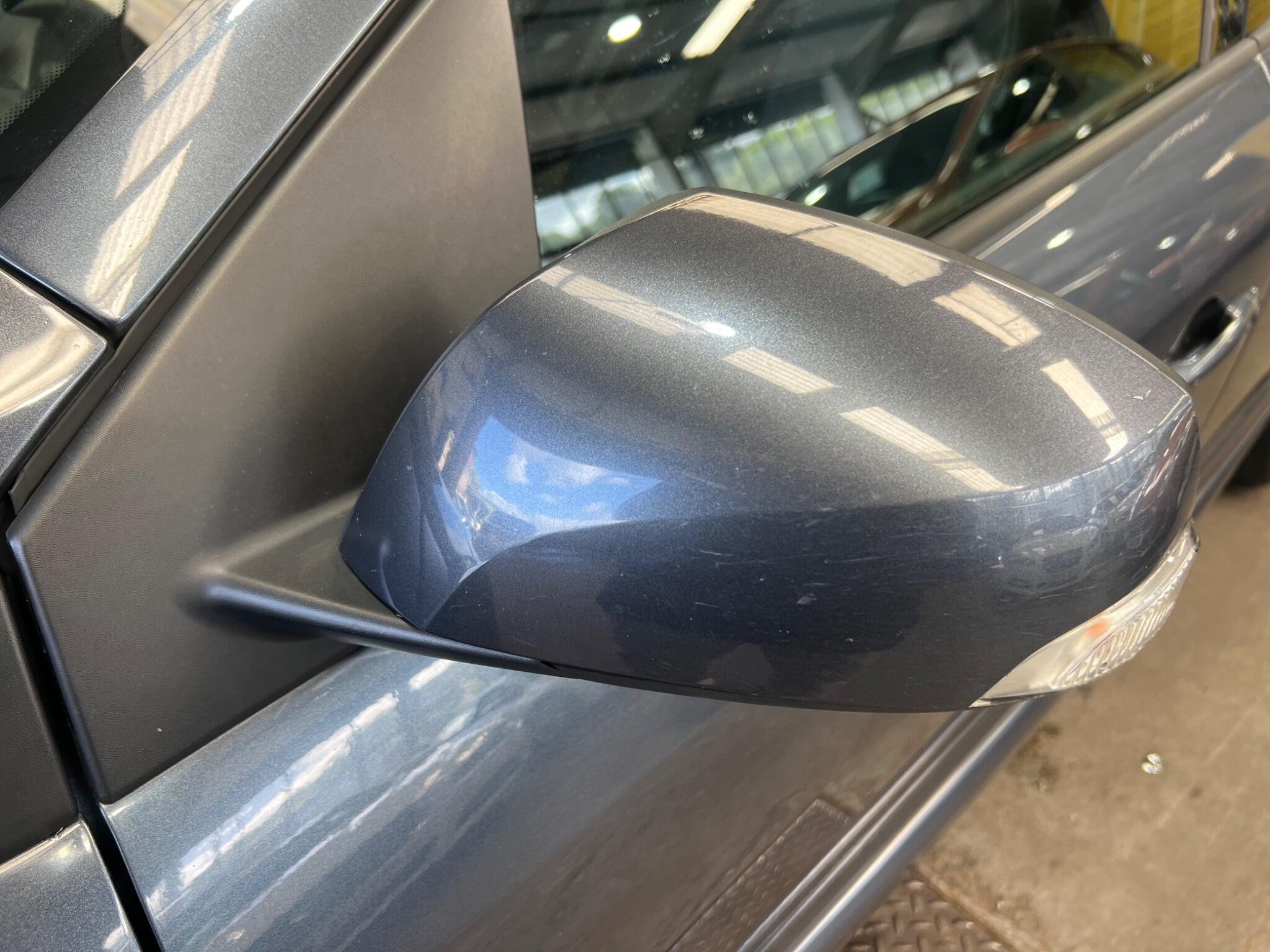 Renault Megane - Image 12