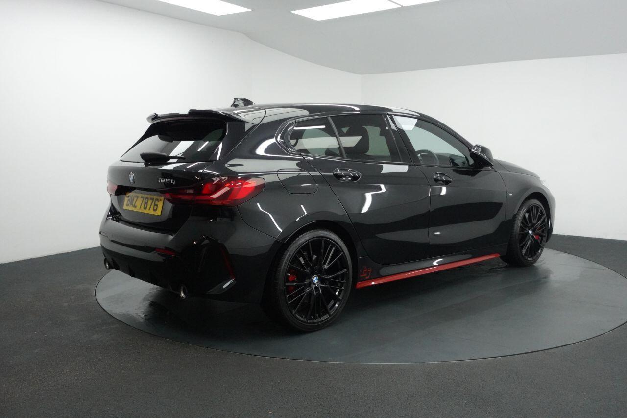 BMW 1 Series - Image 11