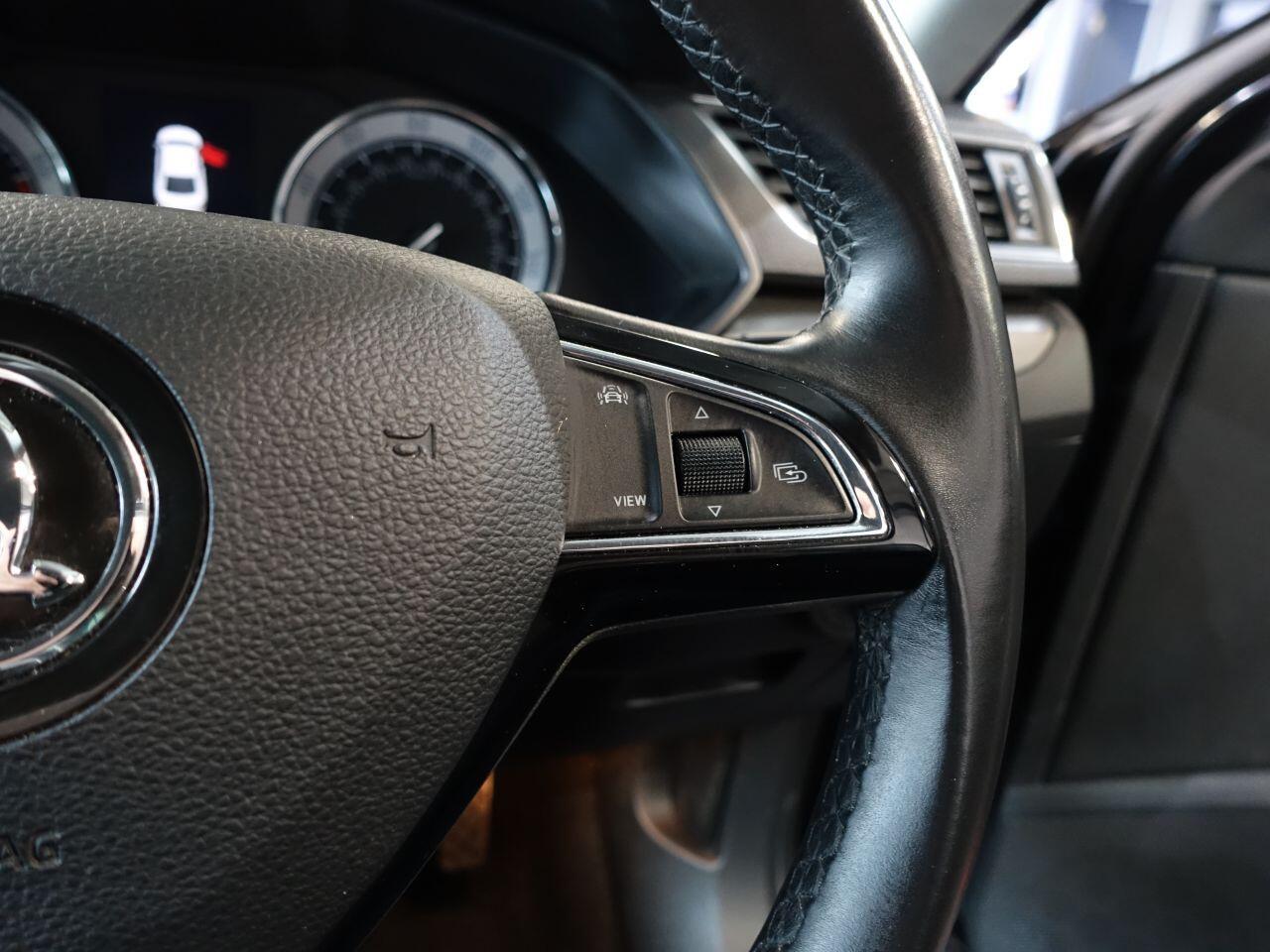 Skoda Superb - Image 20