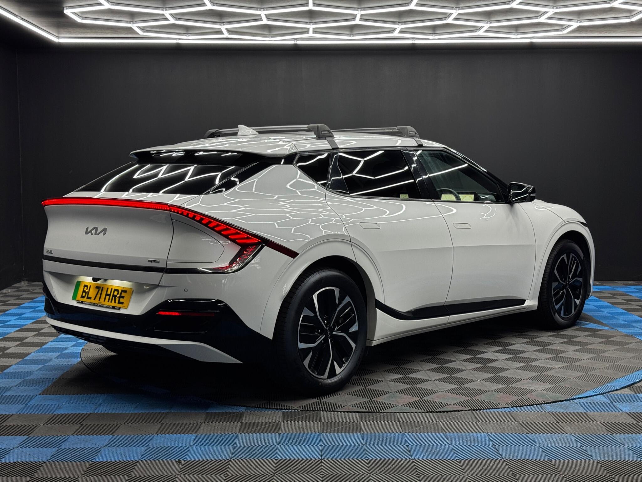 Kia EV6 - Image 5
