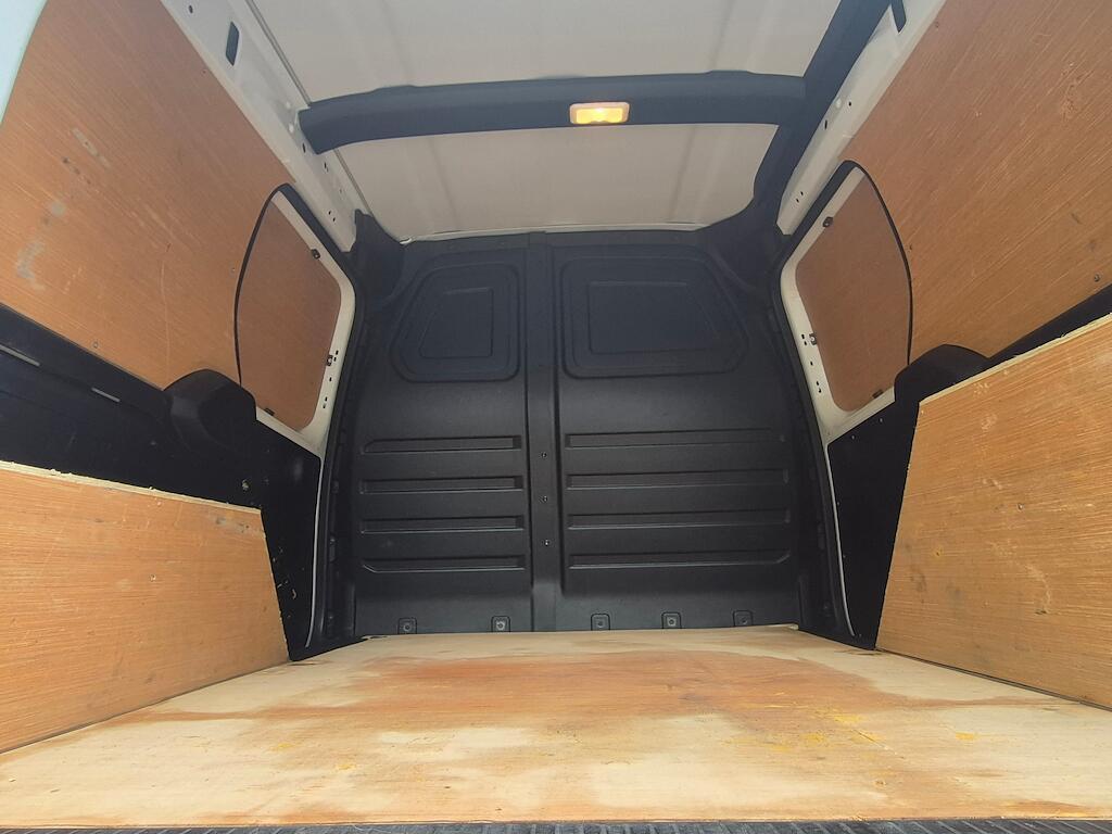 Renault Kangoo - Image 17