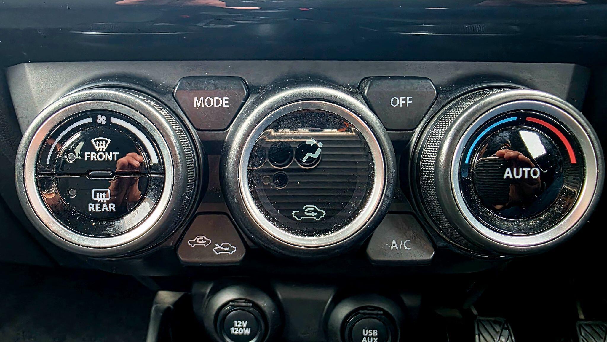 Suzuki Swift - Image 28