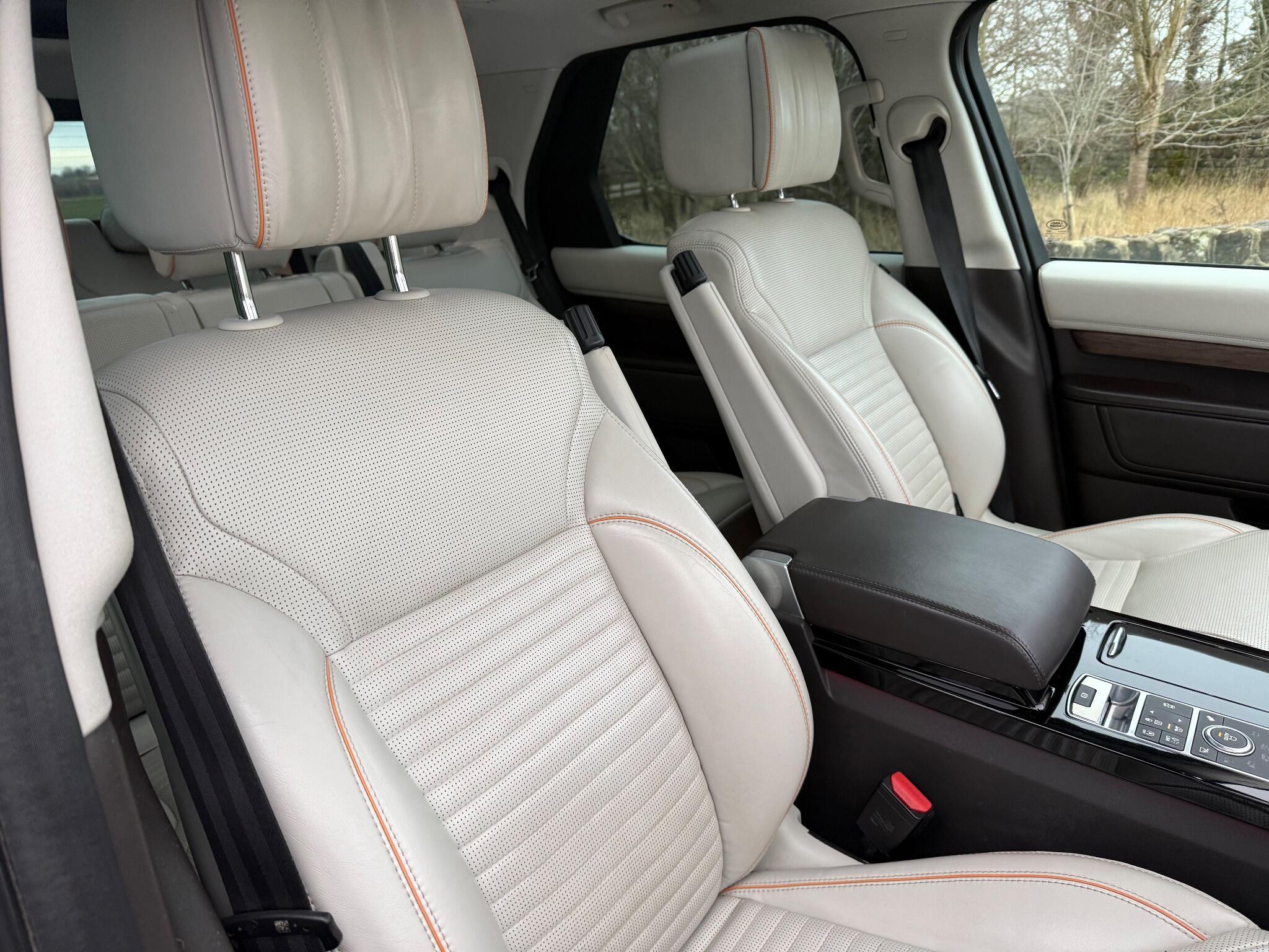 Land Rover Discovery - Image 23