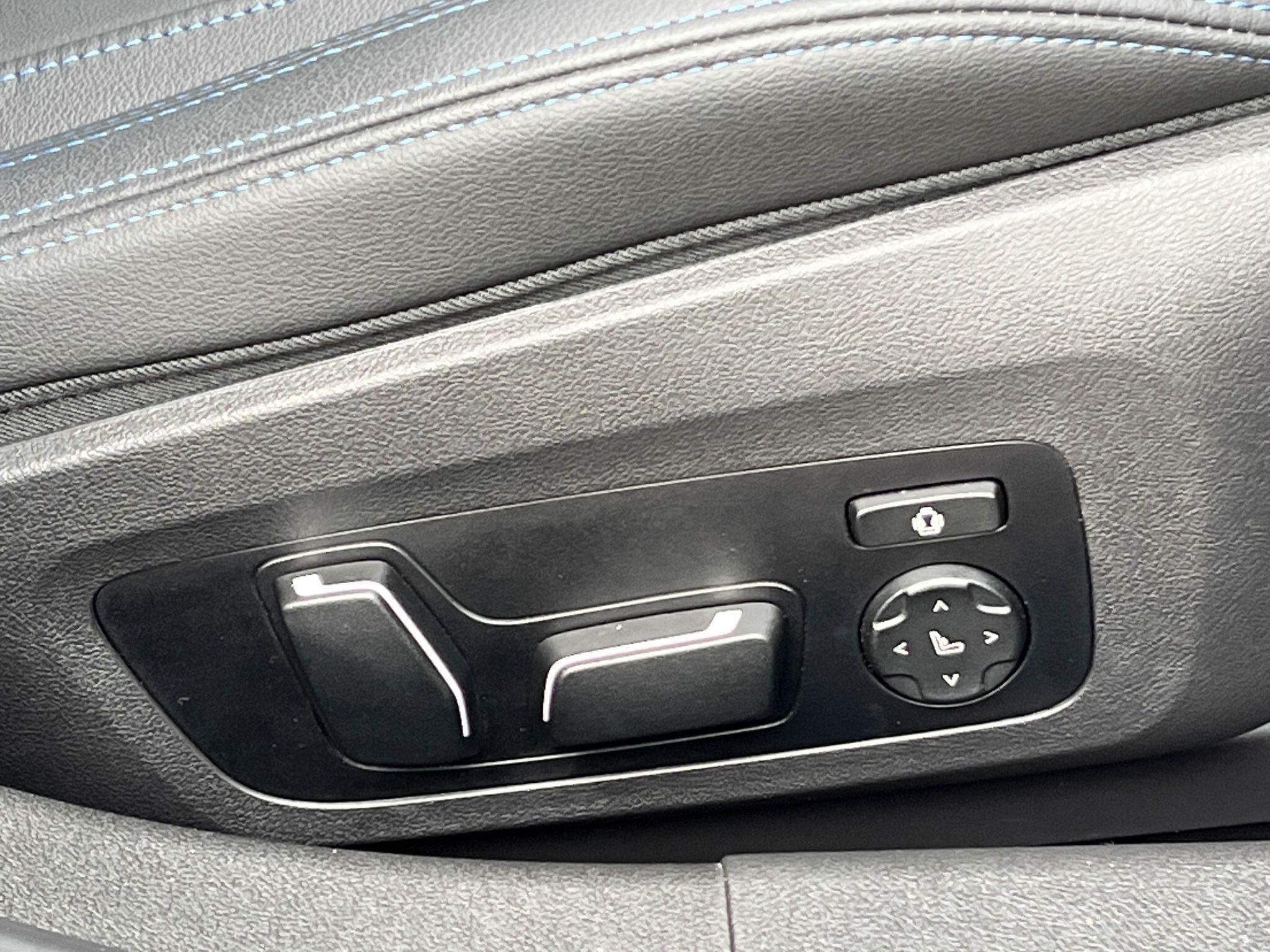 BMW 3 Series - Image 17