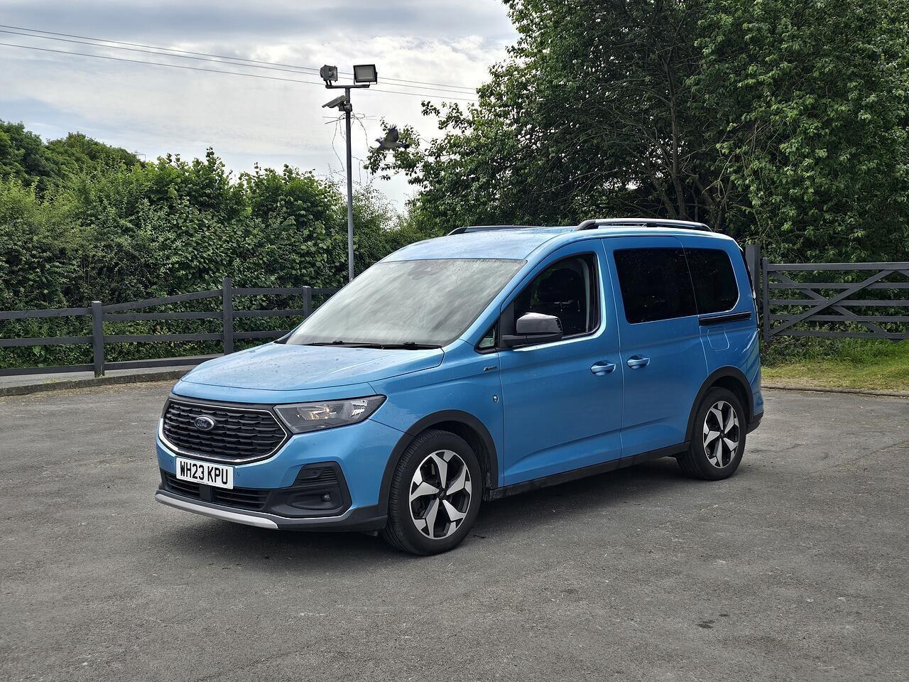 Ford Tourneo Connect - Image 19