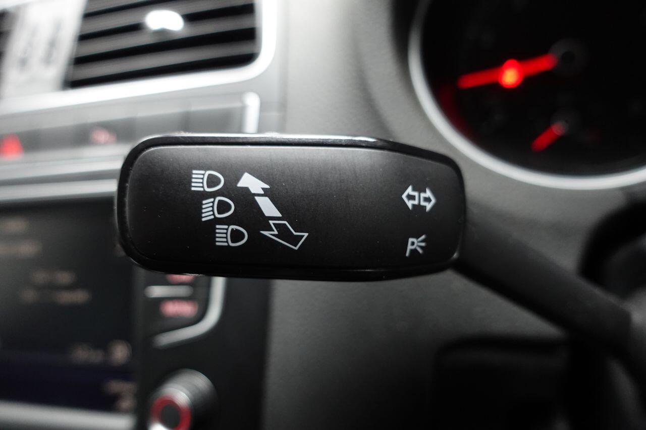 Volkswagen Polo - Image 38