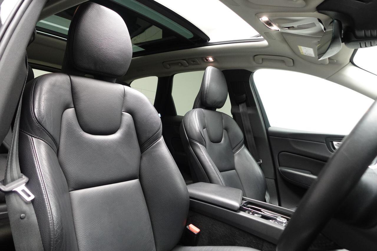 Volvo XC60 - Image 4