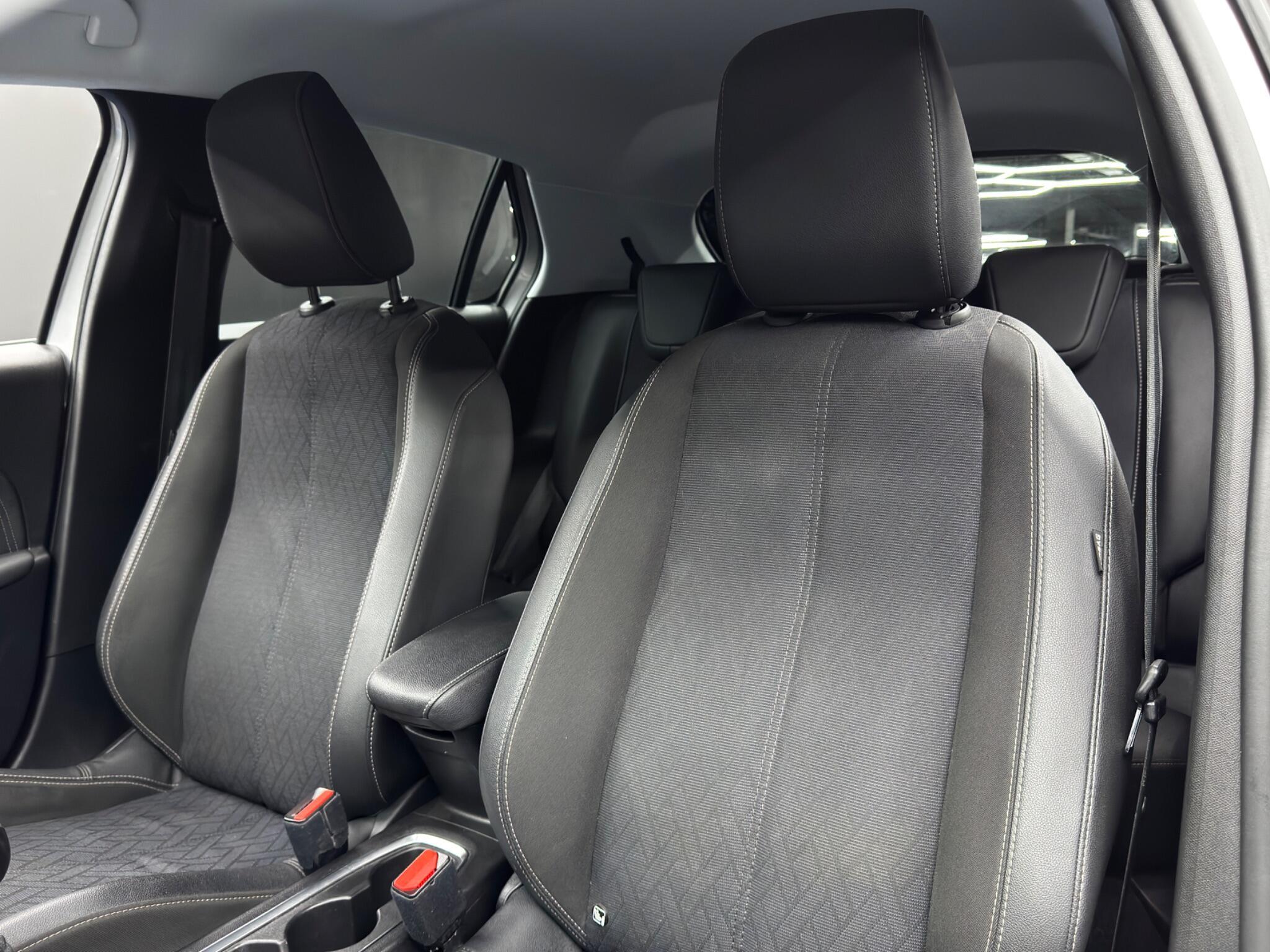 Vauxhall Corsa - Image 14