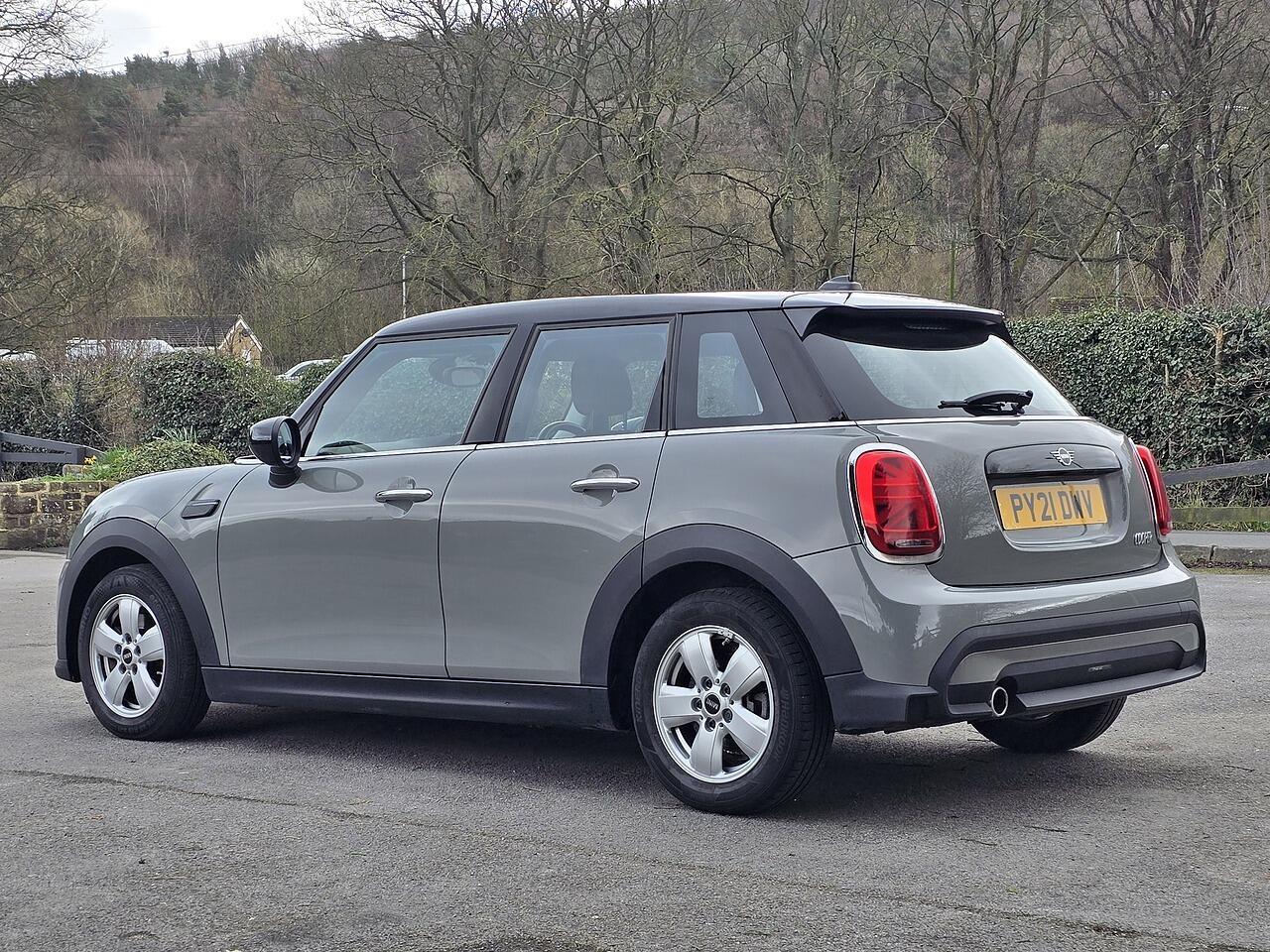 MINI Hatch - Image 24