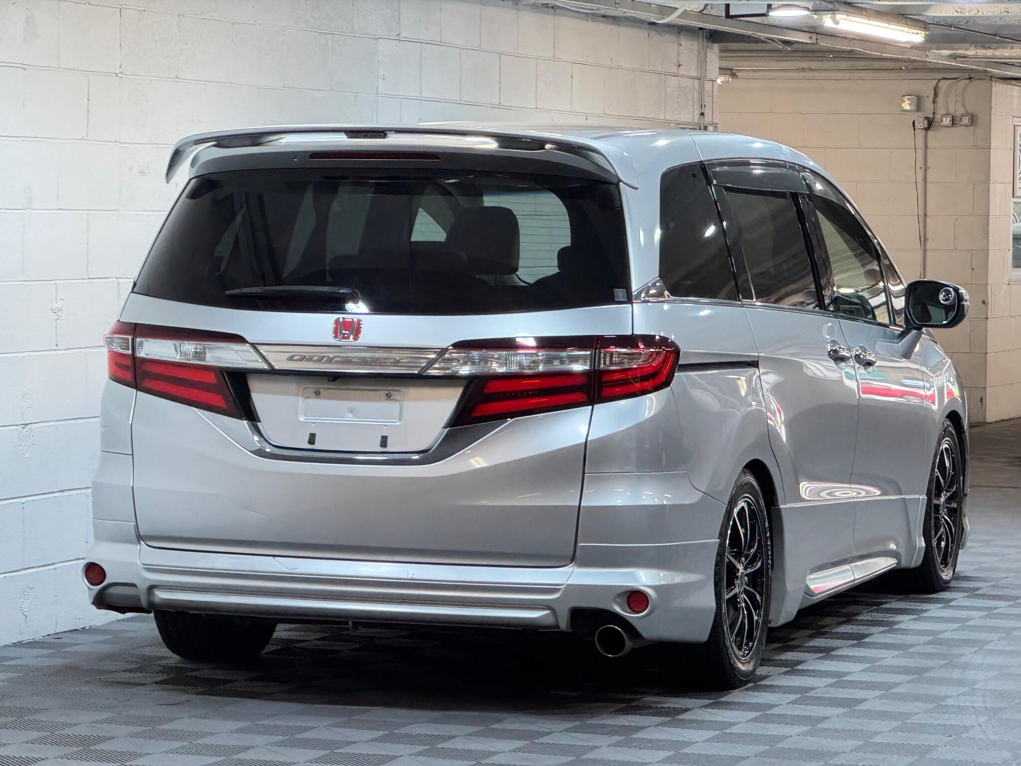 Honda Odyssey - Image 4