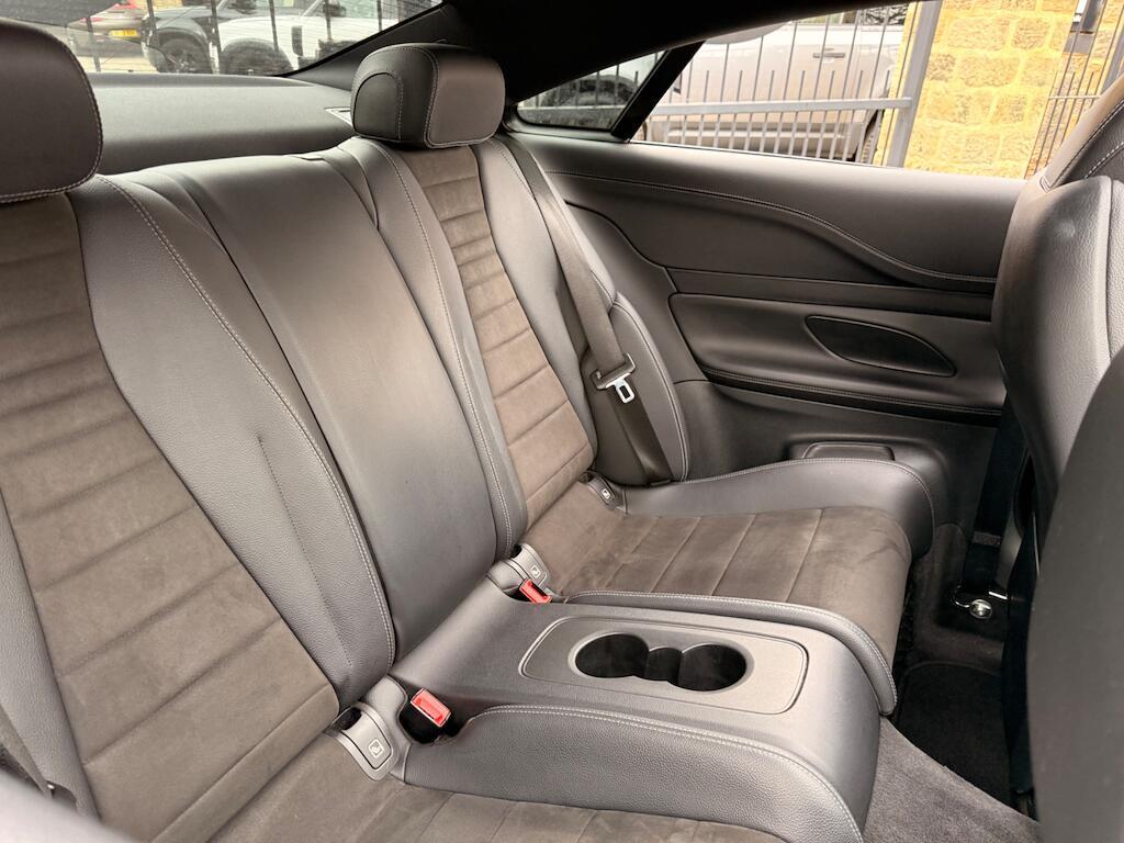 Mercedes E Class - Image 33