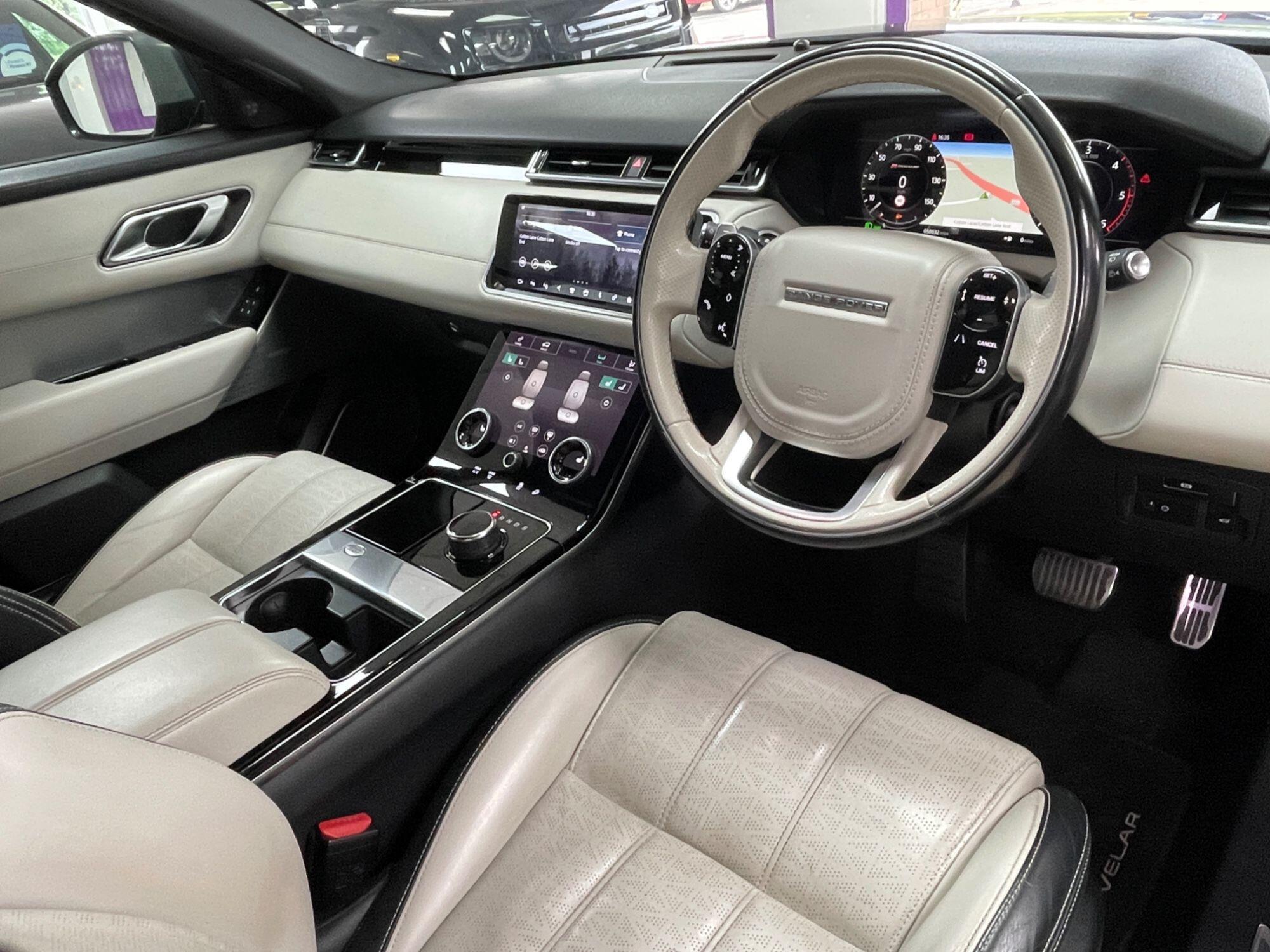 Land Rover Range Rover Velar - Image 23