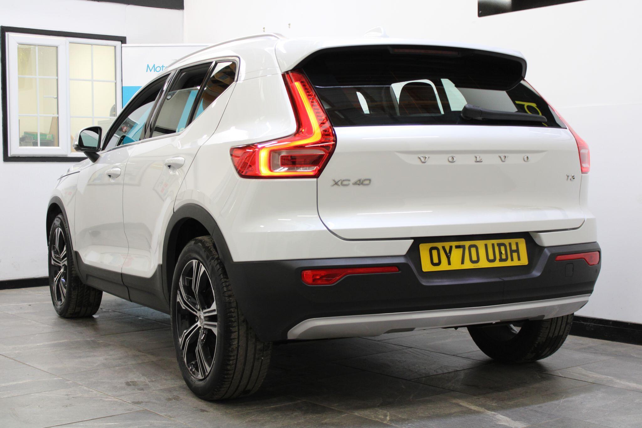 Volvo XC40 - Image 3