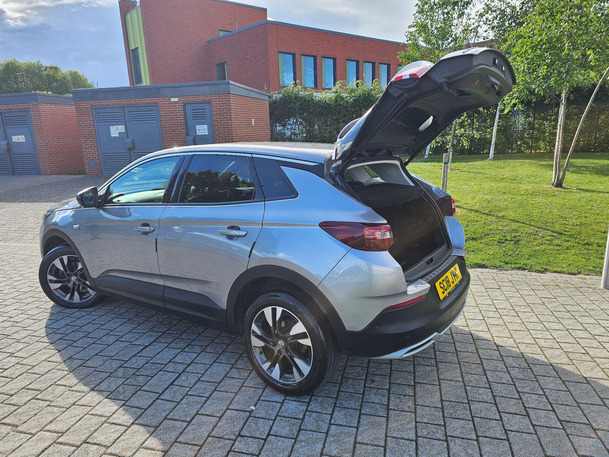 Vauxhall Grandland X - Image 36
