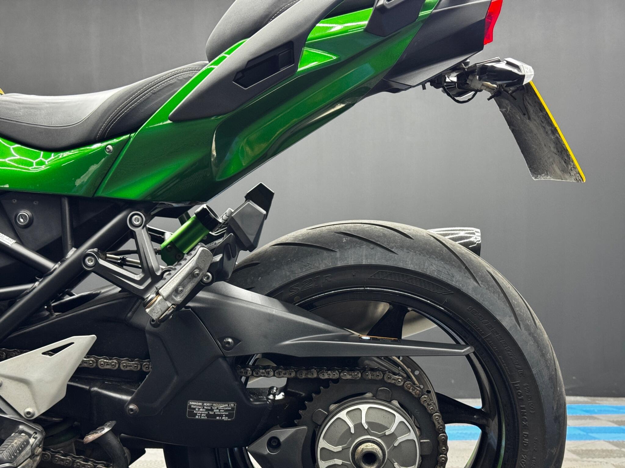 Kawasaki NINJA H2 SX - Image 19