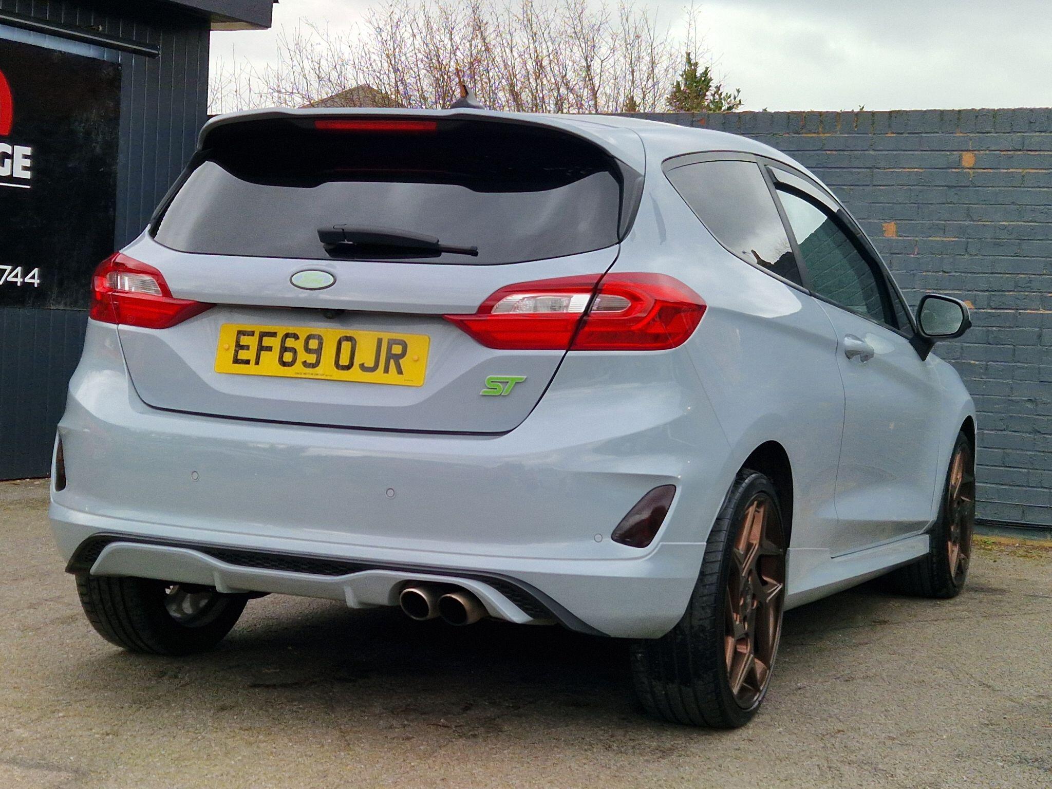 Ford Fiesta - Image 7