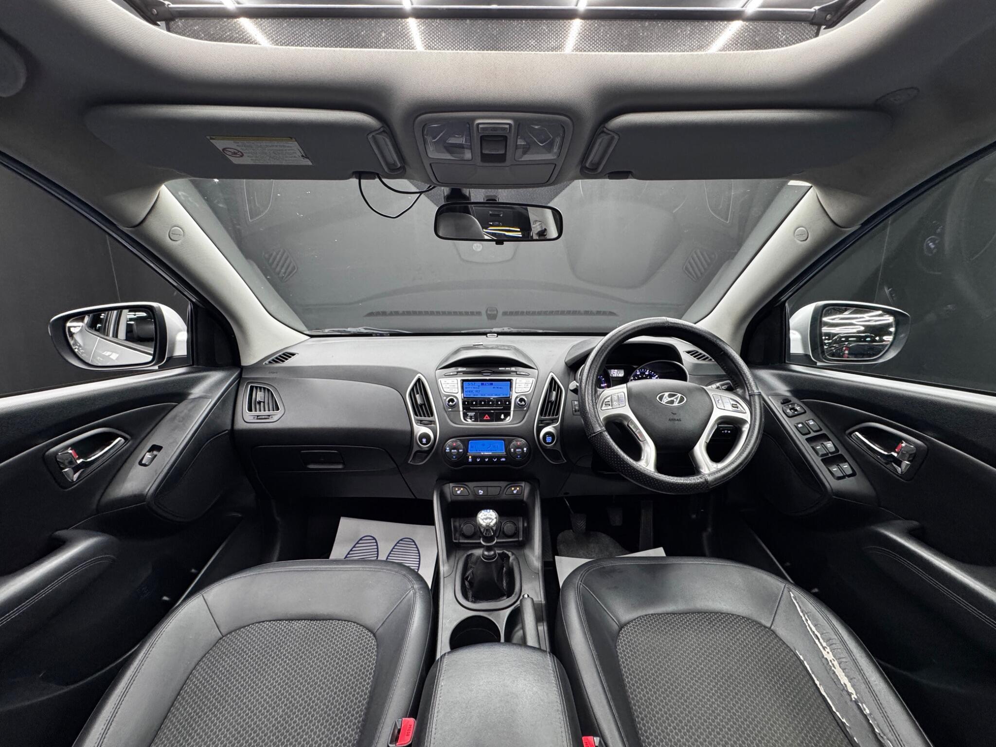 Hyundai ix35 - Image 17