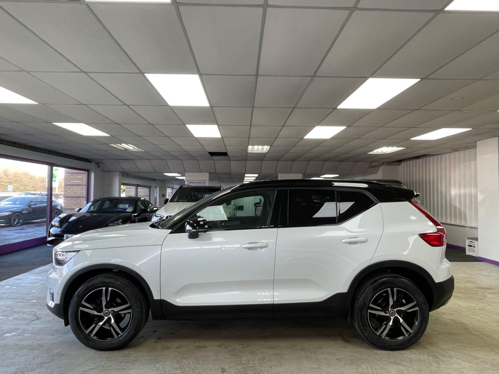 Volvo XC40 - Image 17