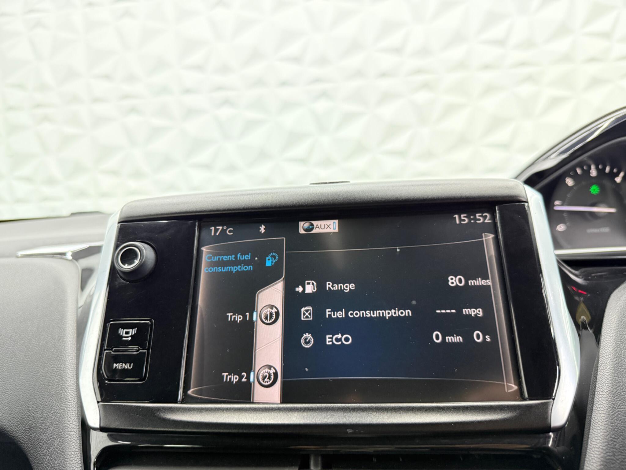 Peugeot 208 - Image 35