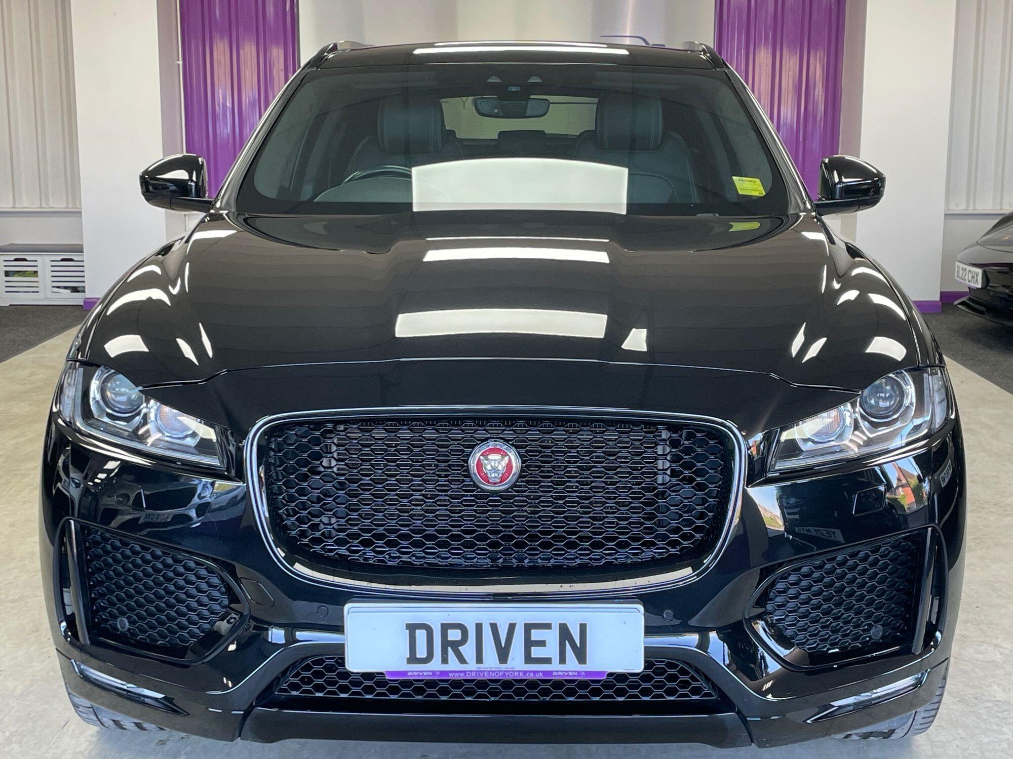 Jaguar F-Pace - Image 6