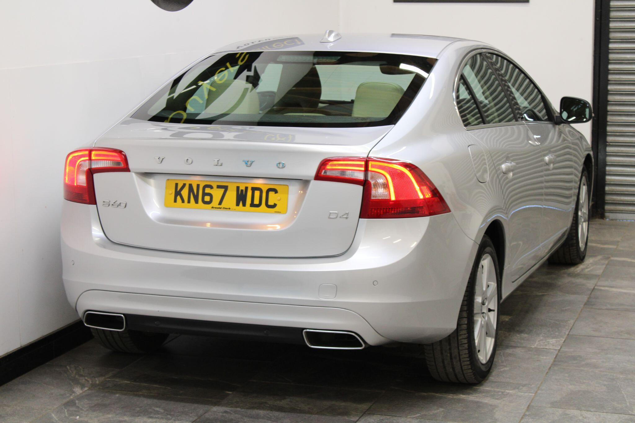 Volvo S60 - Image 13