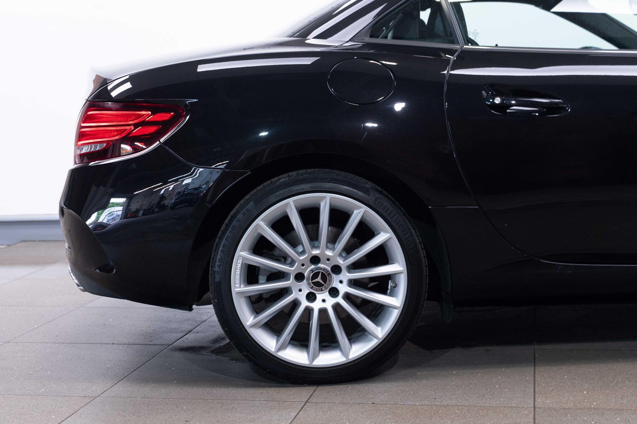 Mercedes SLC - Image 20