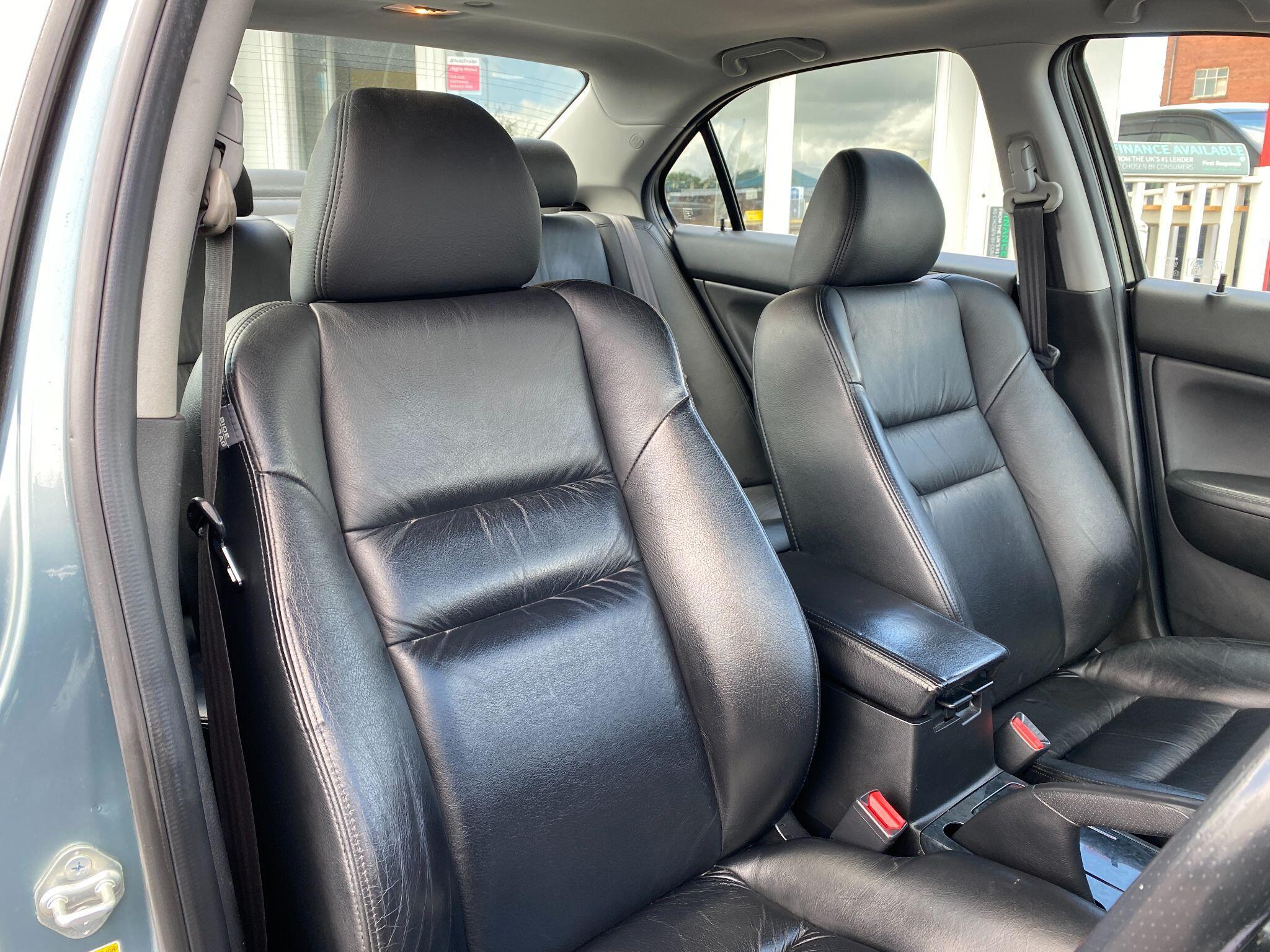 Honda Accord - Image 28