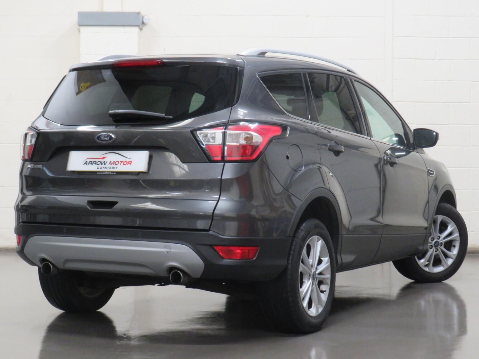 Ford Kuga - Image 3