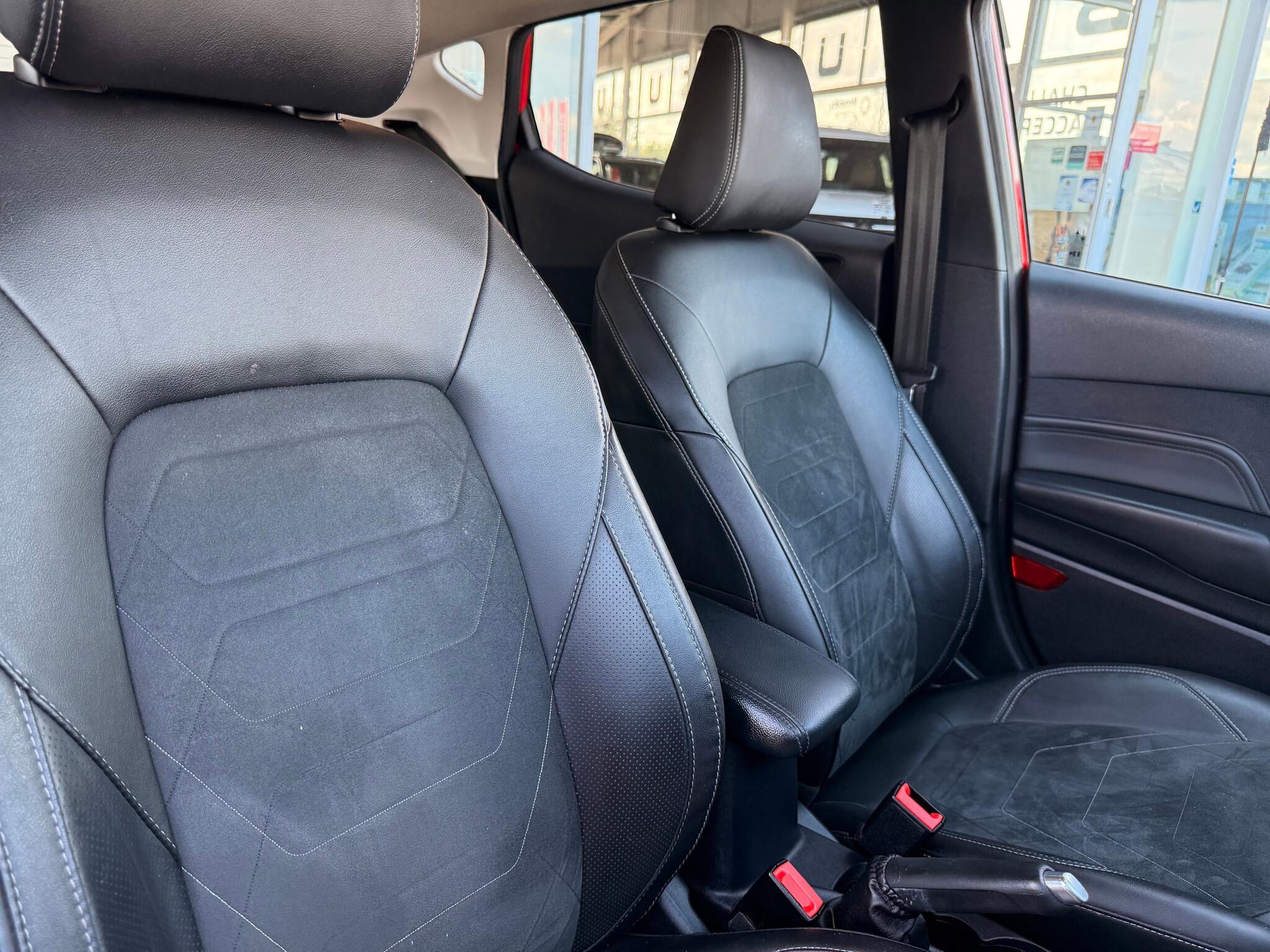 Ford Fiesta - Image 19