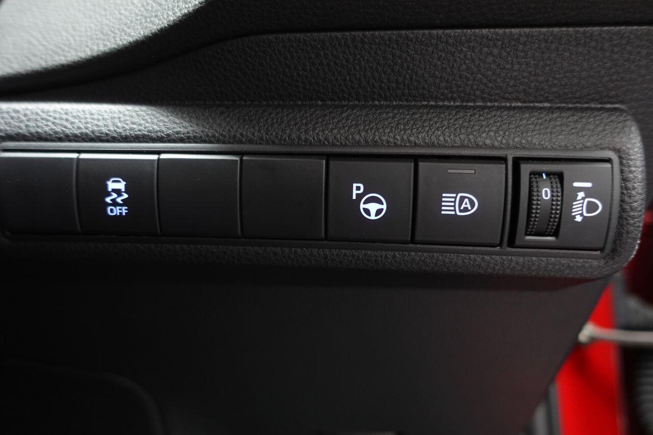 Toyota Corolla - Image 44