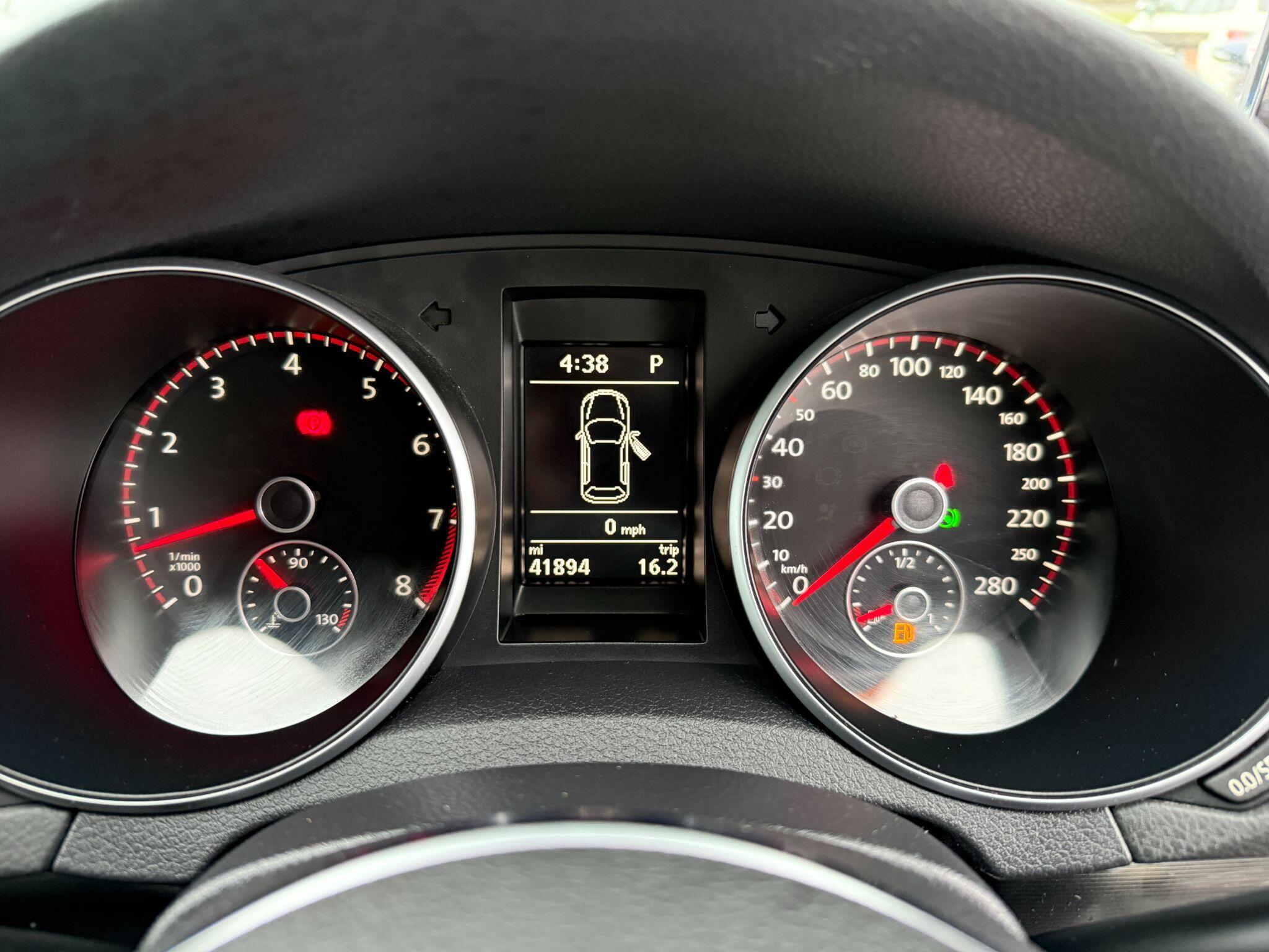 Volkswagen Golf - Image 44