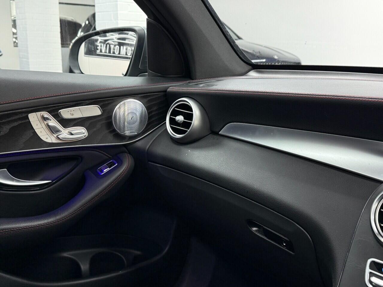 Mercedes GLC - Image 30