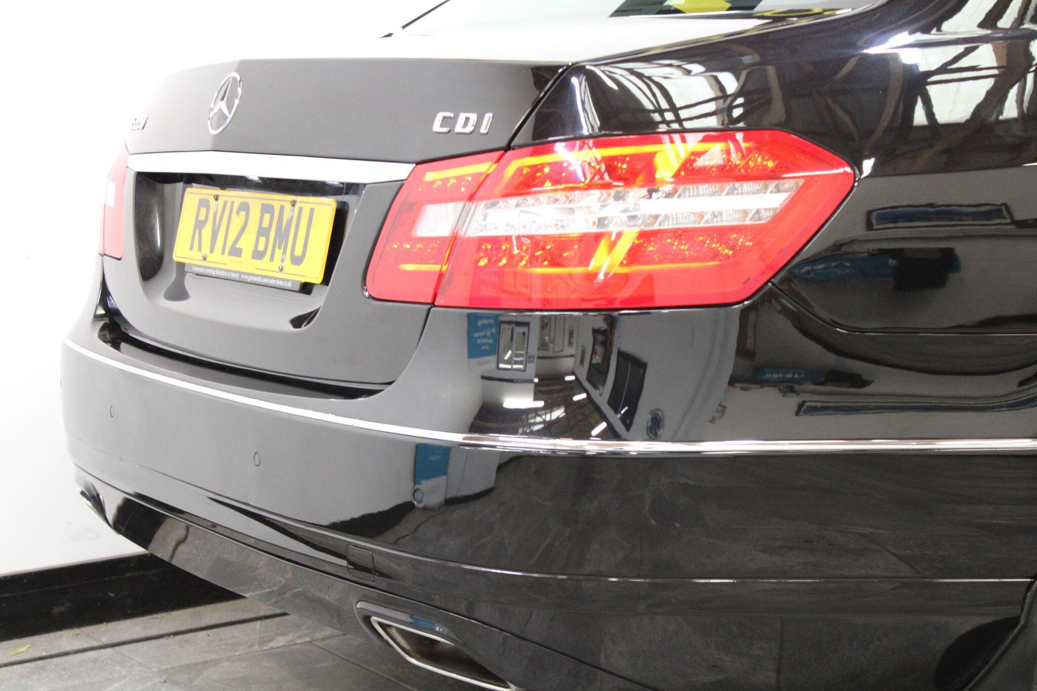 Mercedes E Class - Image 11