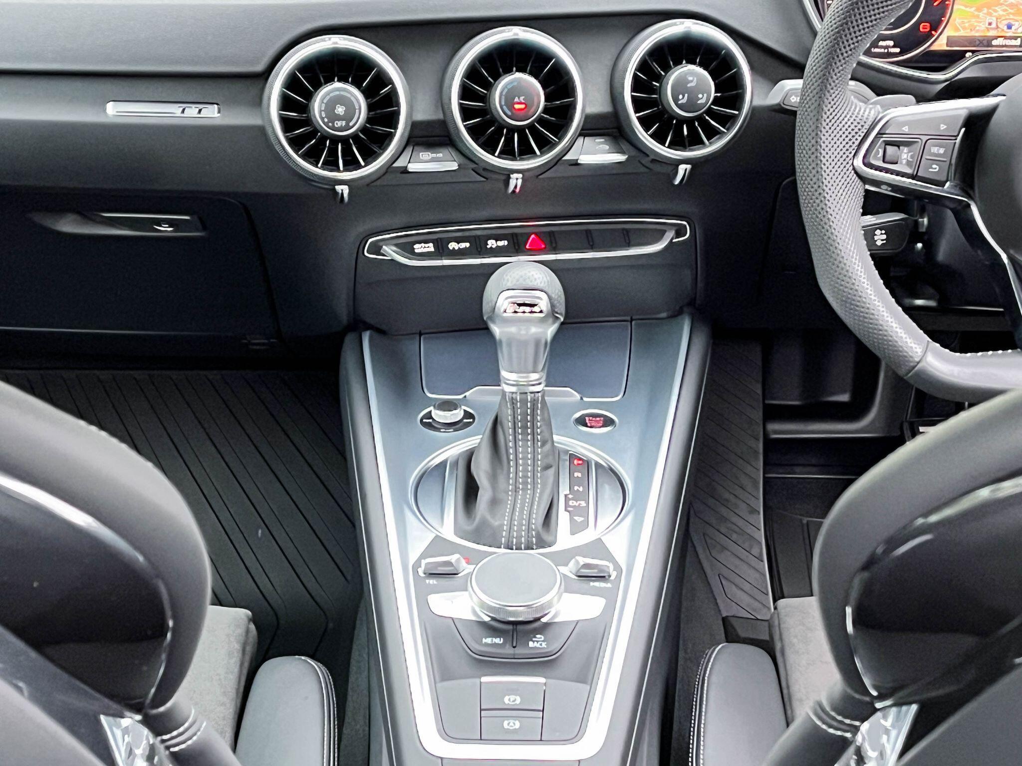 Audi TT - Image 11