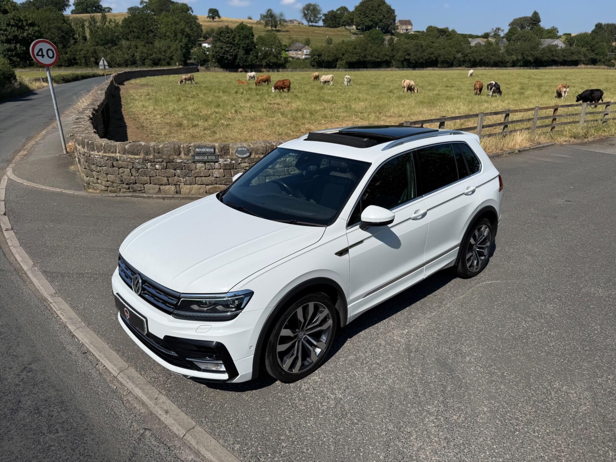 Volkswagen Tiguan - Image 3